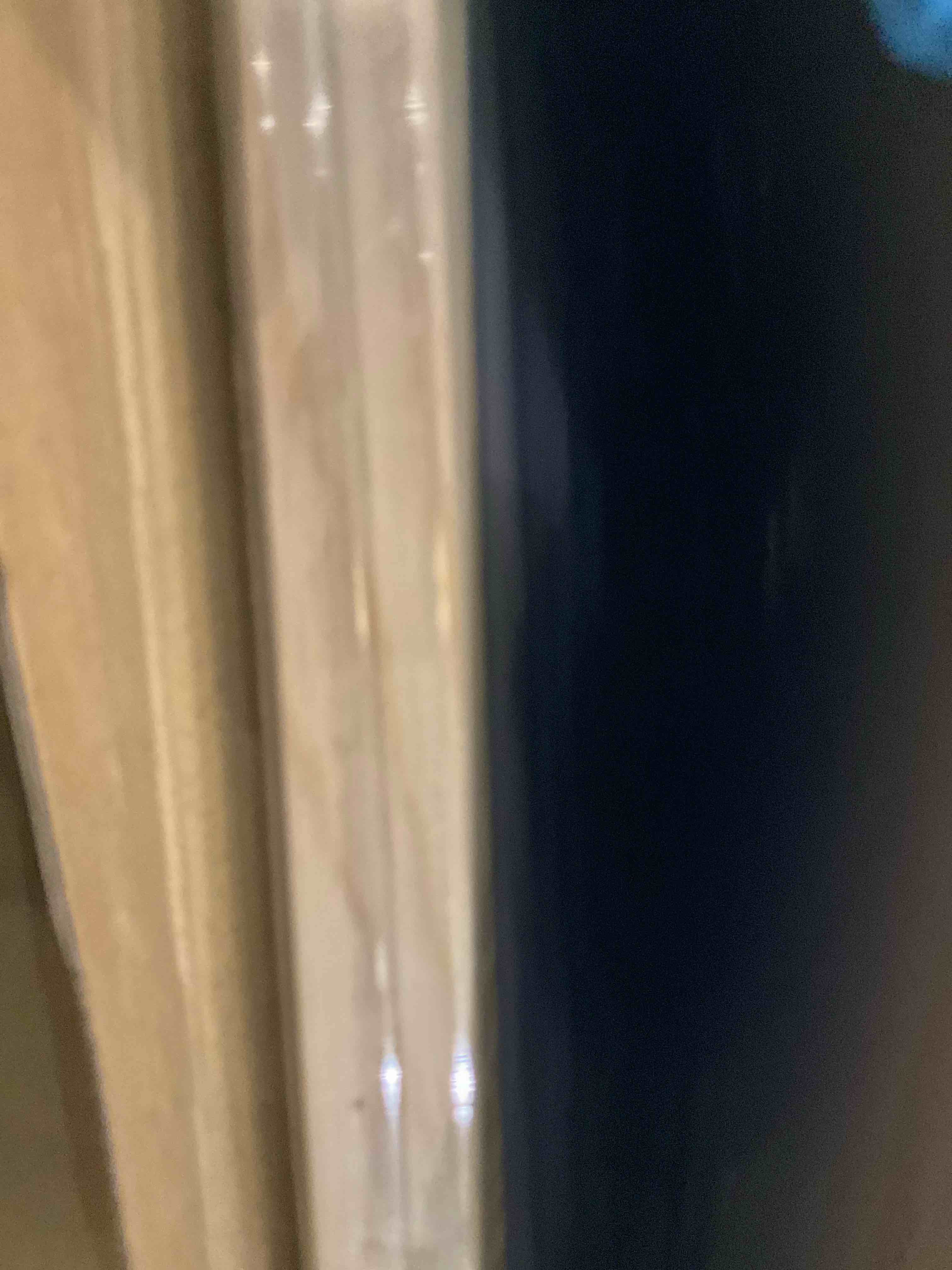 https://s3.amazonaws.com/lotting-images-prod/bidfta/TEA2352975_1751301778121.jpeg