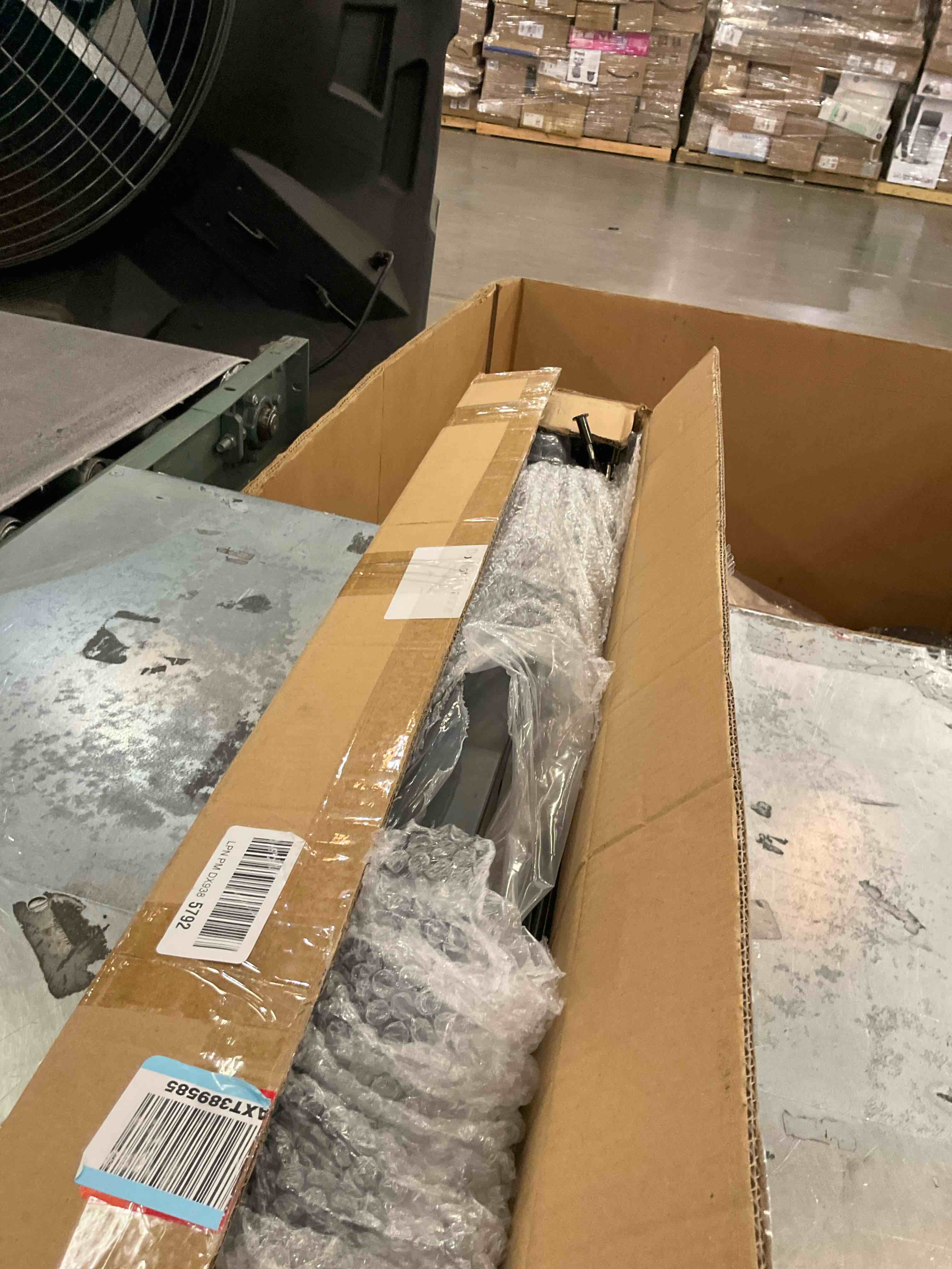 https://s3.amazonaws.com/lotting-images-prod/bidfta/TEA2353216_1750963771529.jpeg