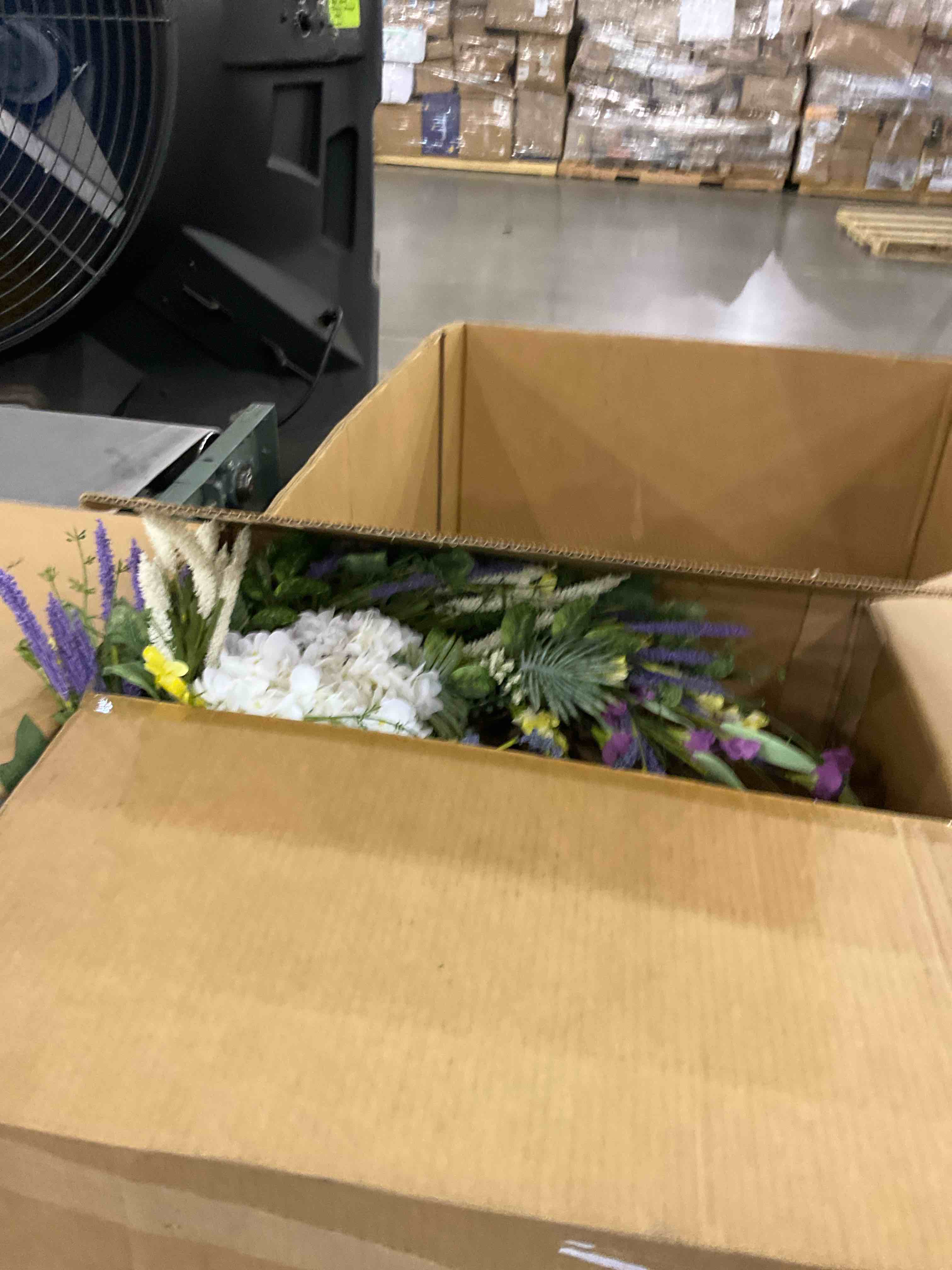 https://s3.amazonaws.com/lotting-images-prod/bidfta/TEA2353289_1750951137528.jpeg