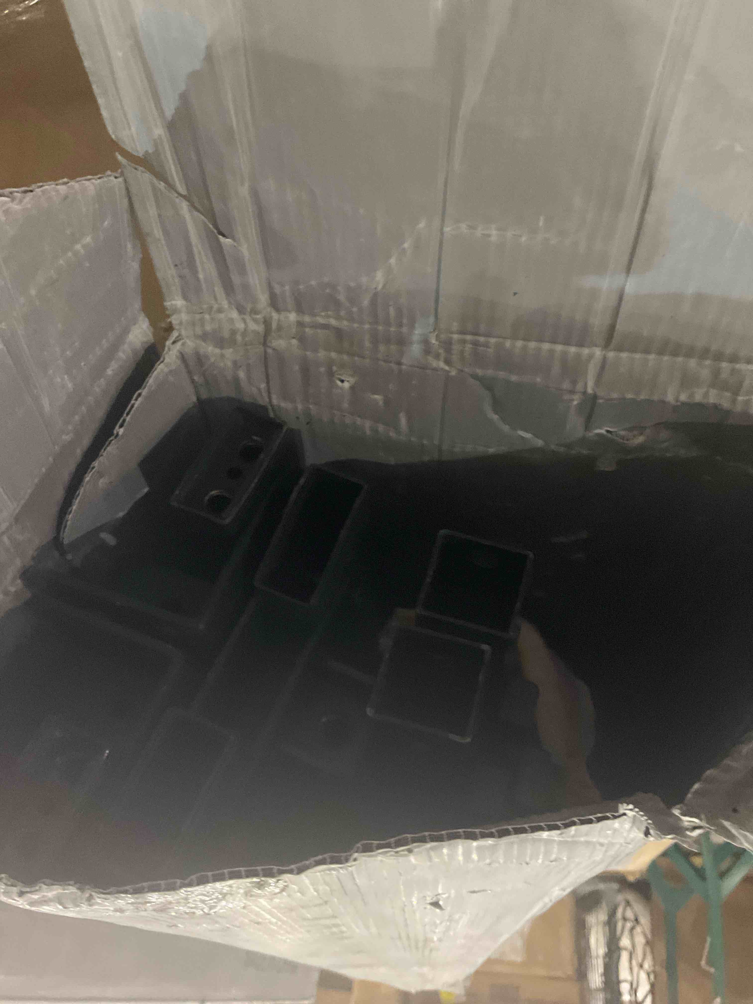 https://s3.amazonaws.com/lotting-images-prod/bidfta/TEA2353314_1750947028460.jpeg