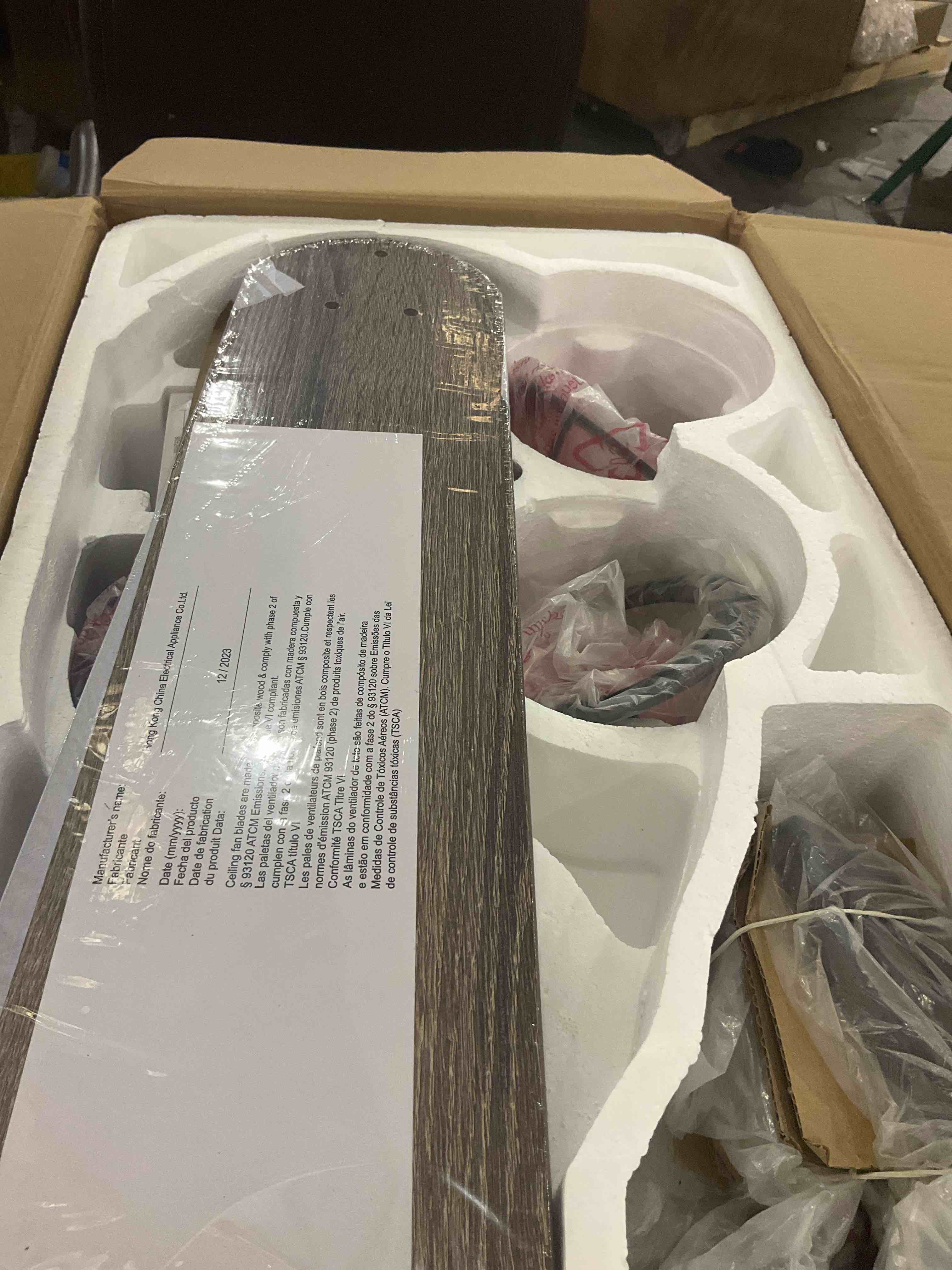https://s3.amazonaws.com/lotting-images-prod/bidfta/TEA2353365_1750951598140.jpeg