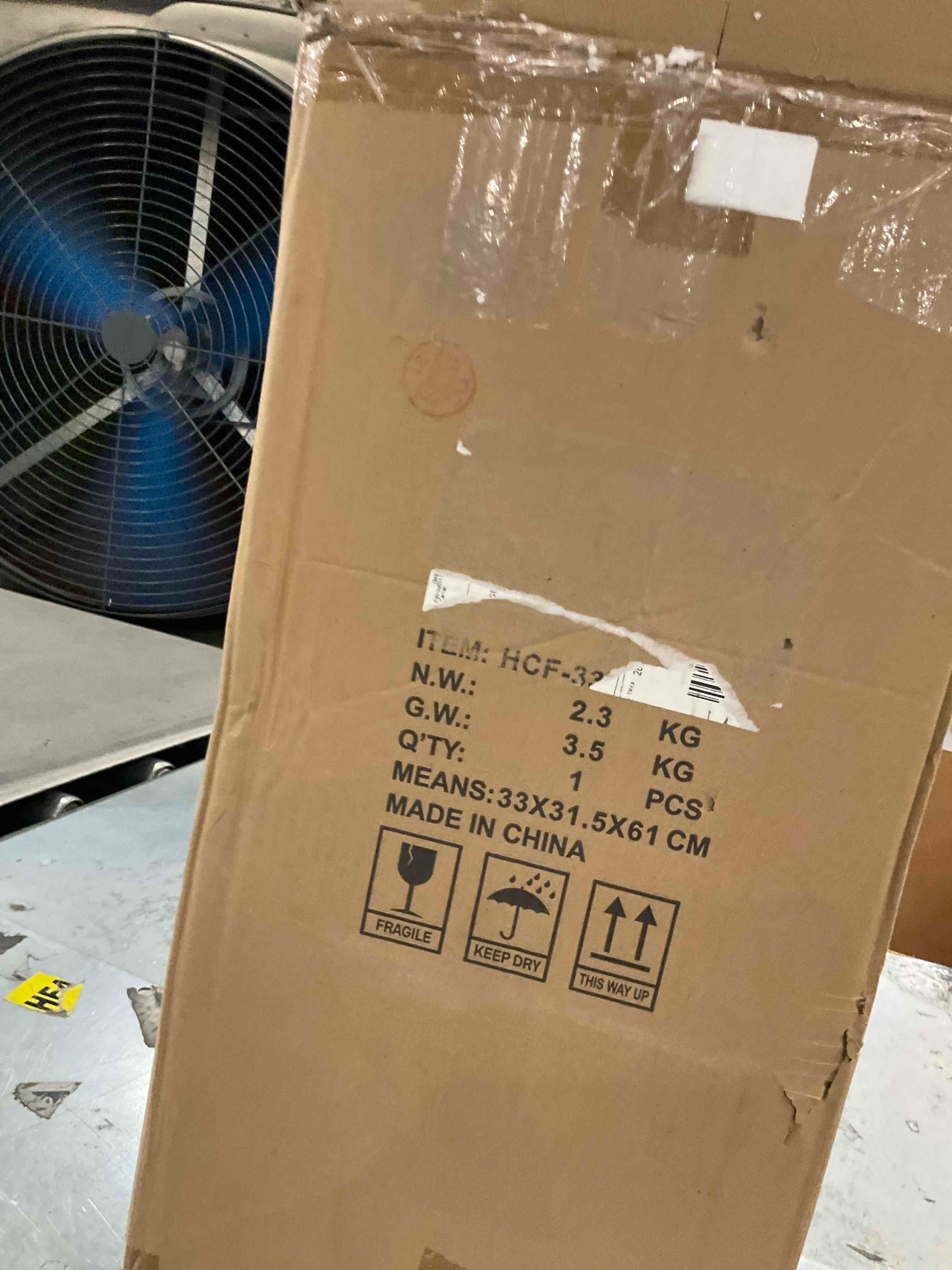 https://s3.amazonaws.com/lotting-images-prod/bidfta/TEA2353409_1750956189303.jpeg