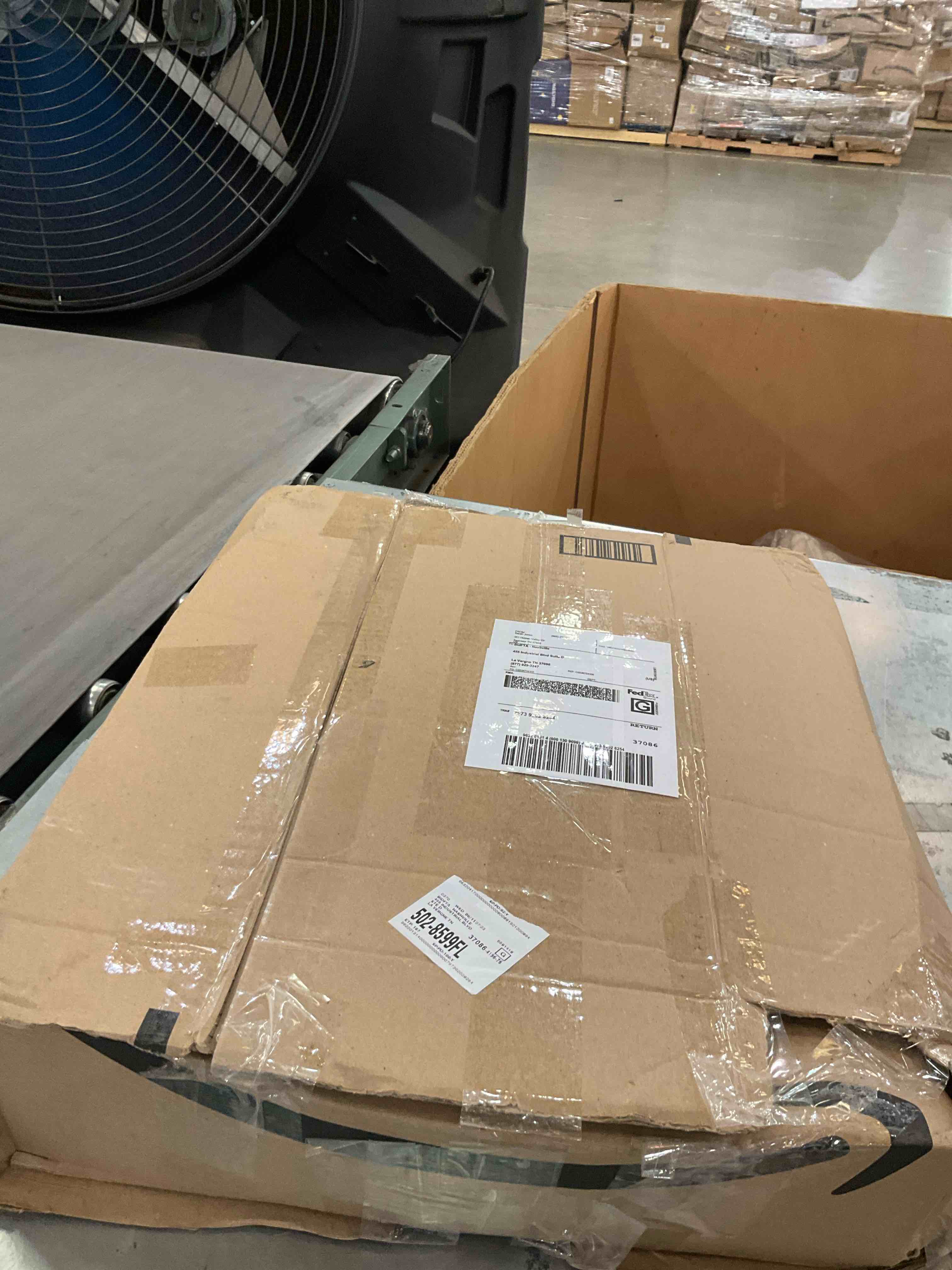 https://s3.amazonaws.com/lotting-images-prod/bidfta/TEA2353423_1750959536710.jpeg
