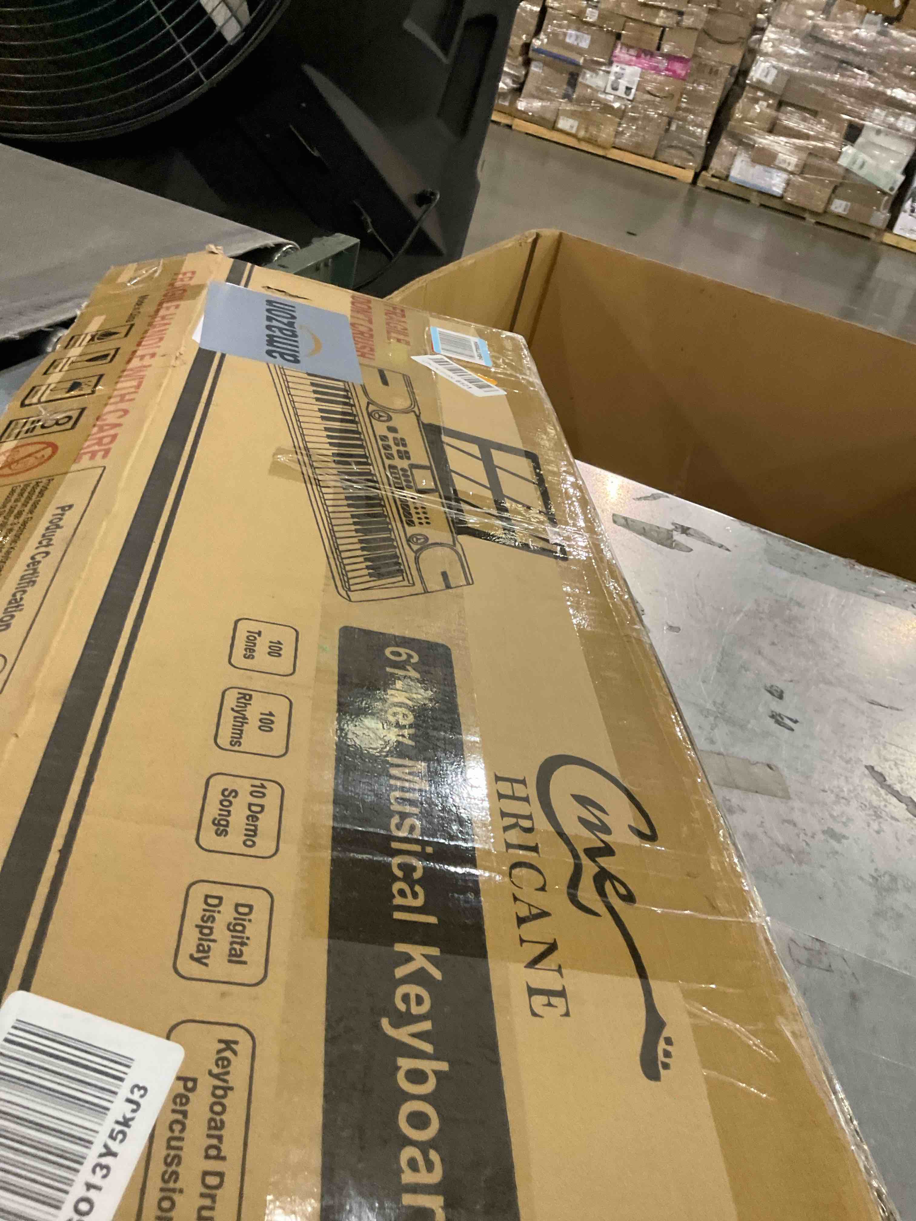 https://s3.amazonaws.com/lotting-images-prod/bidfta/TEA2353624_1751024863816.jpeg