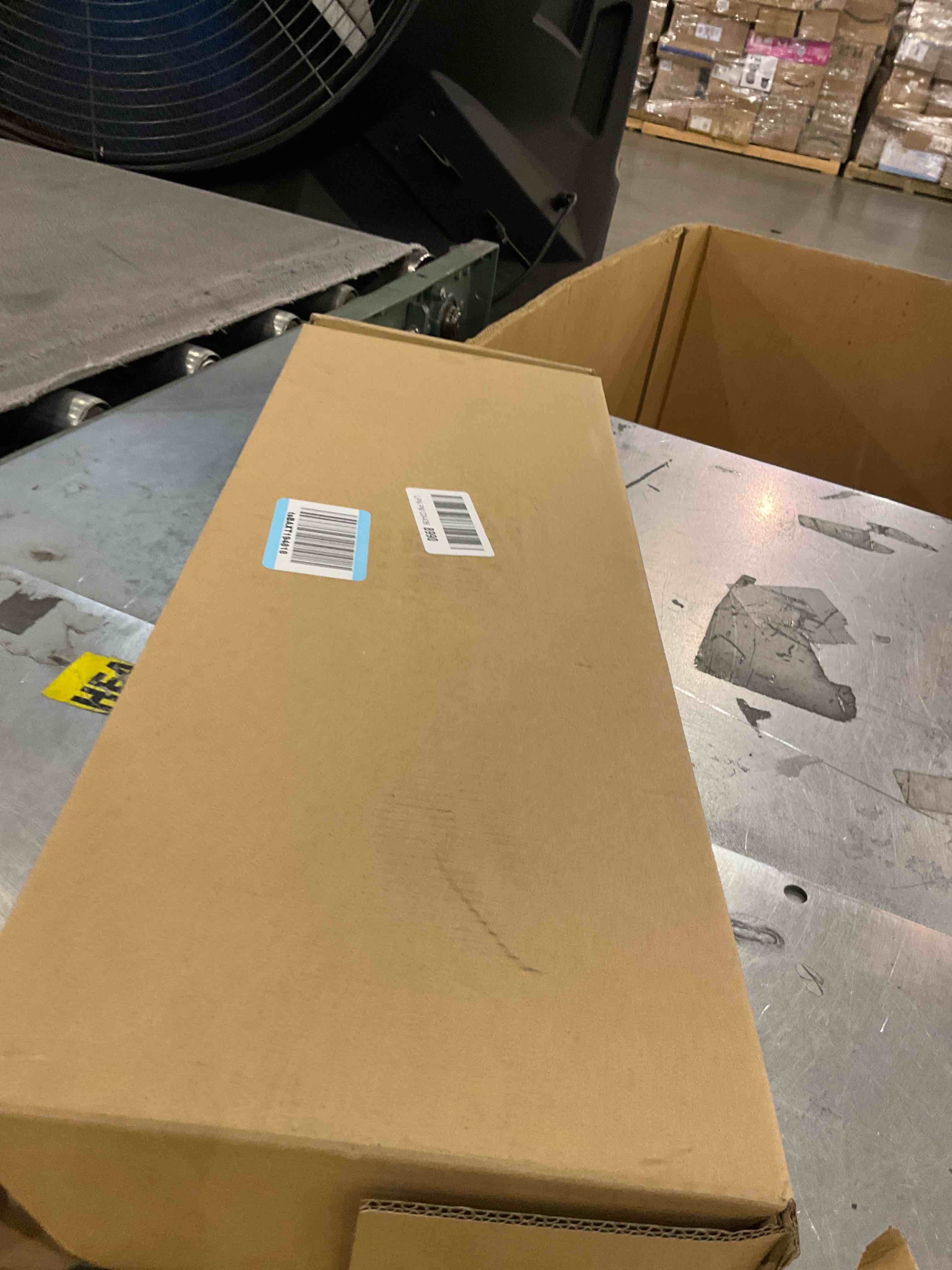 https://s3.amazonaws.com/lotting-images-prod/bidfta/TEA2353649_1751027315599.jpeg