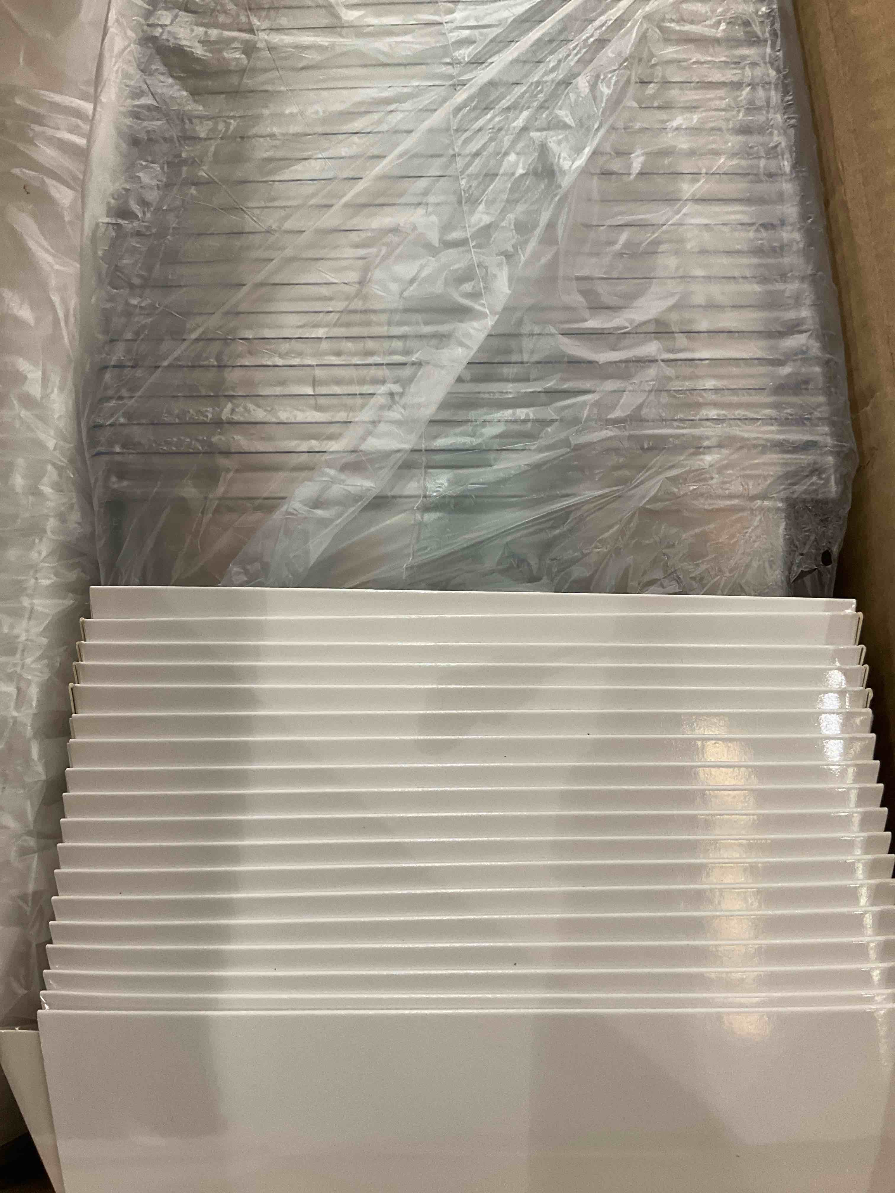 https://s3.amazonaws.com/lotting-images-prod/bidfta/TEA2353784_1751039235556.jpeg