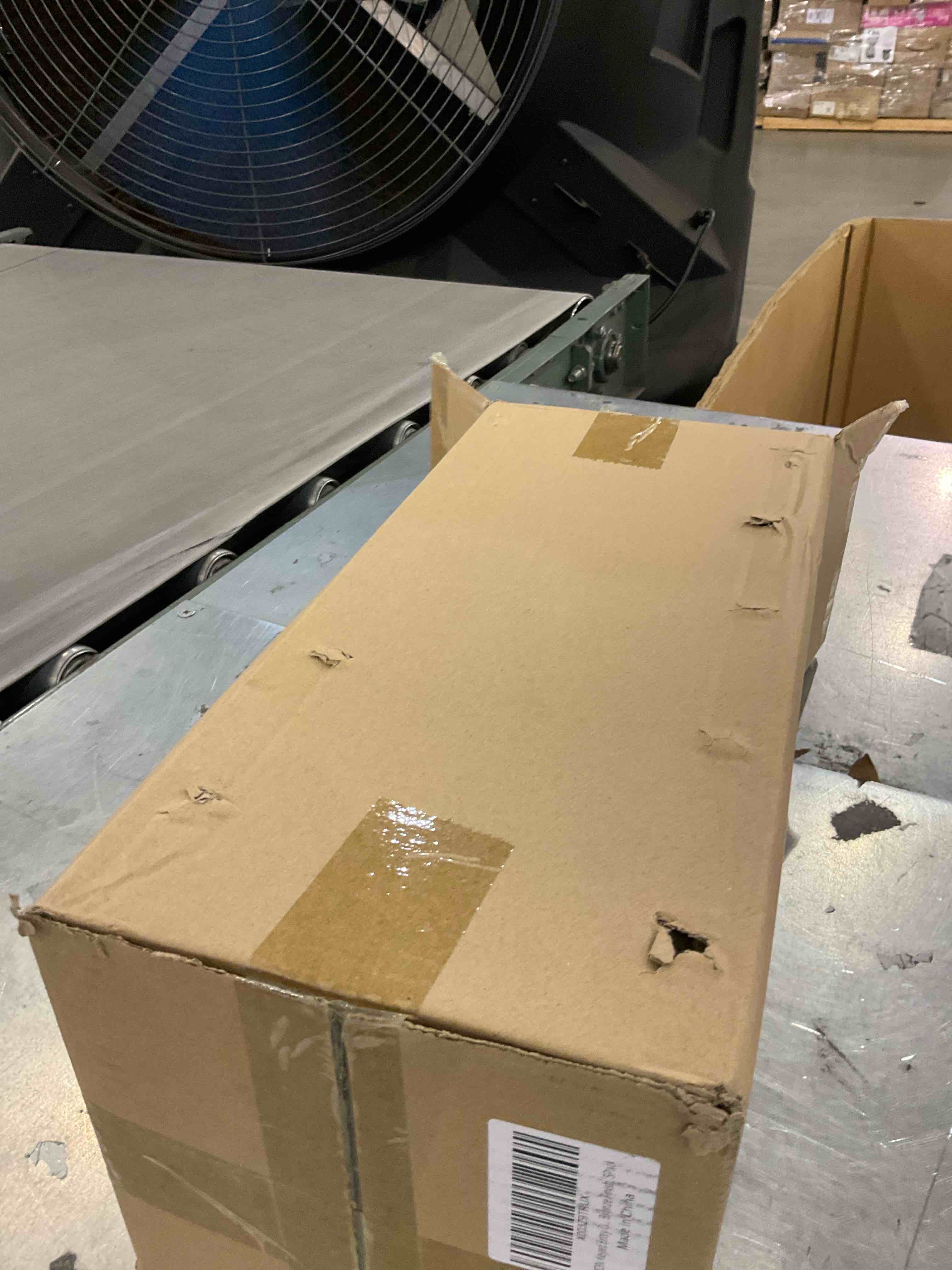 https://s3.amazonaws.com/lotting-images-prod/bidfta/TEA2354140_1751035145363.jpeg