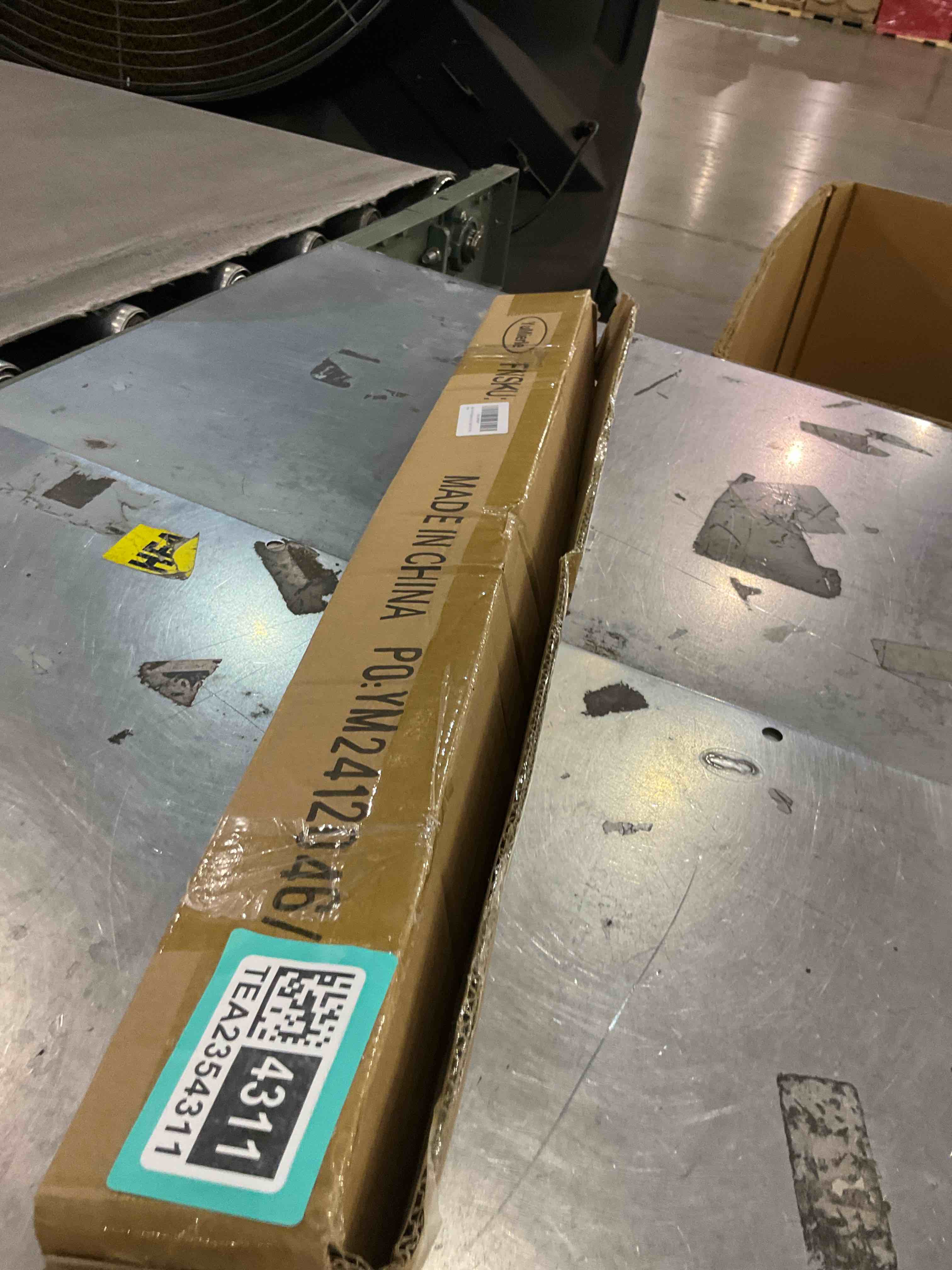 https://s3.amazonaws.com/lotting-images-prod/bidfta/TEA2354311_1751285223977.jpeg