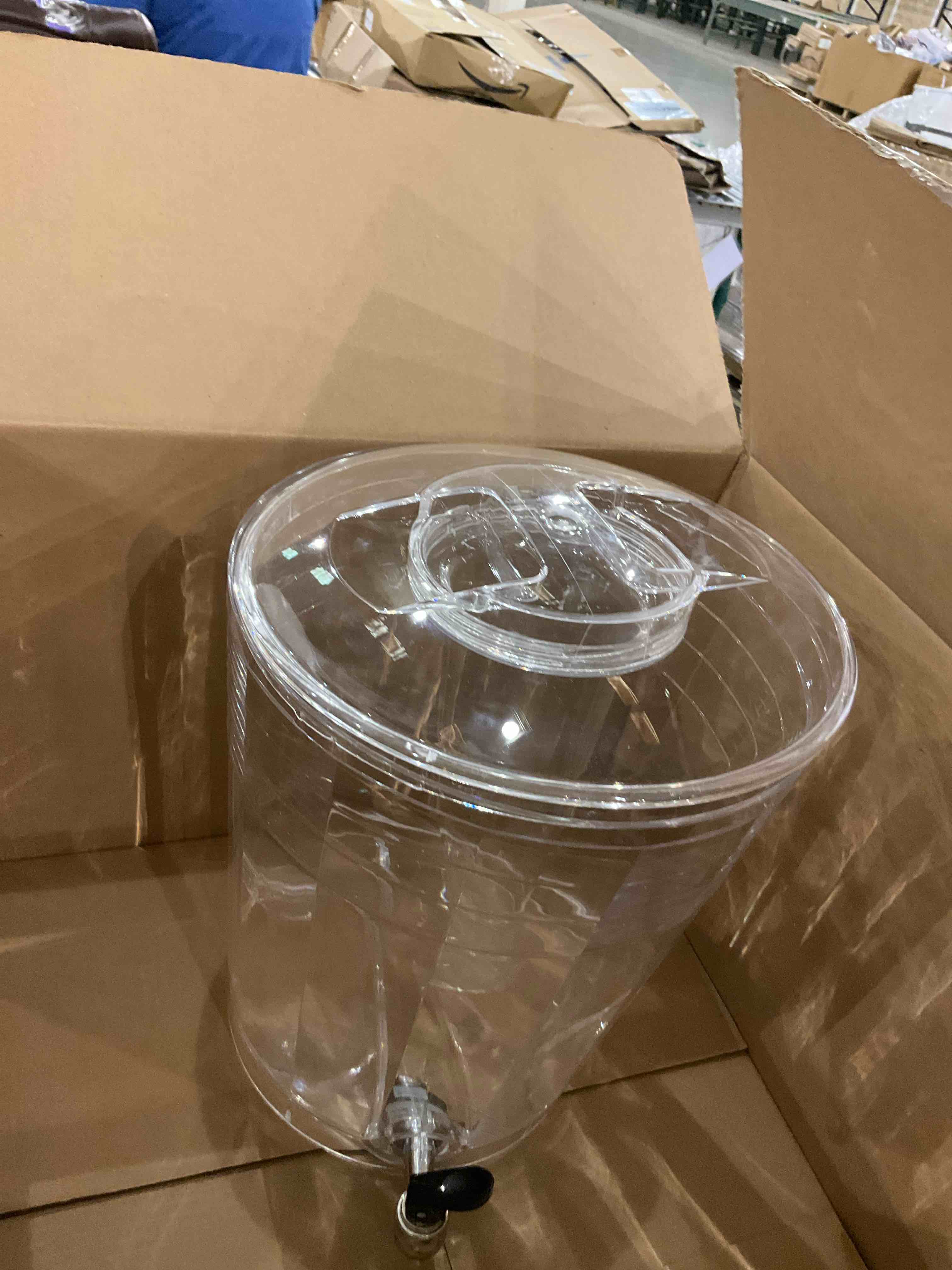 https://s3.amazonaws.com/lotting-images-prod/bidfta/TEA2354731_1751284247244.jpeg