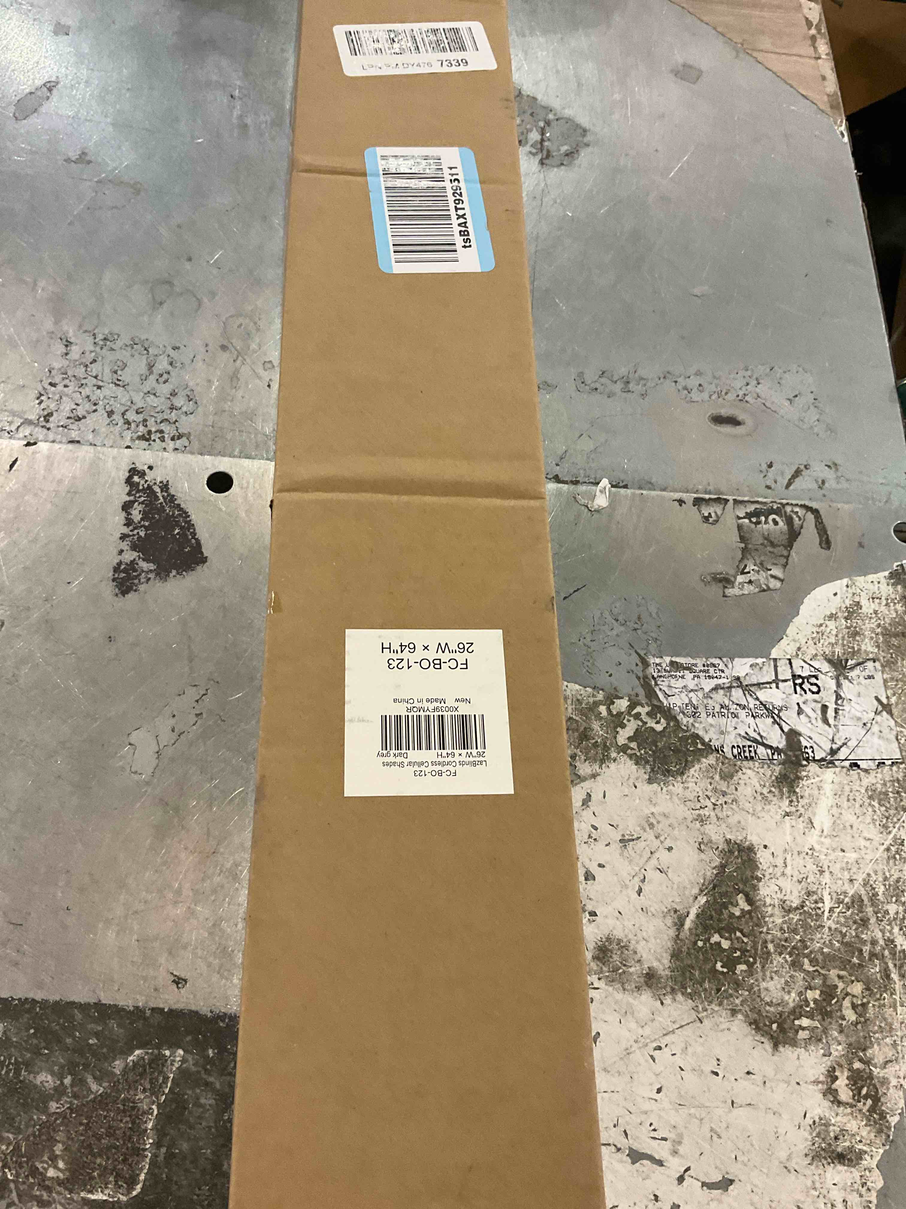https://s3.amazonaws.com/lotting-images-prod/bidfta/TEA2355623_1751388720761.jpeg