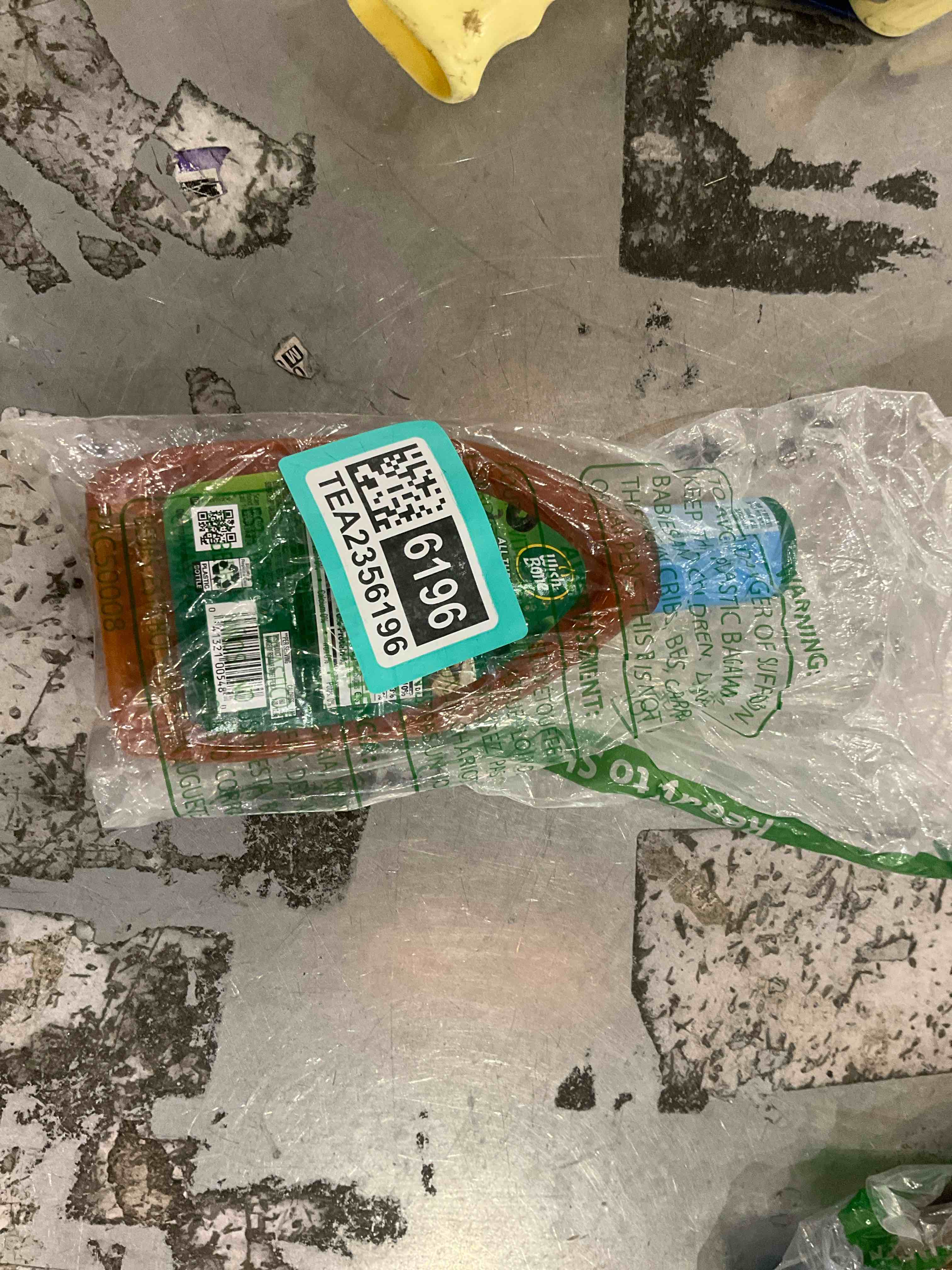 https://s3.amazonaws.com/lotting-images-prod/bidfta/TEA2356198_1750686448056.jpeg