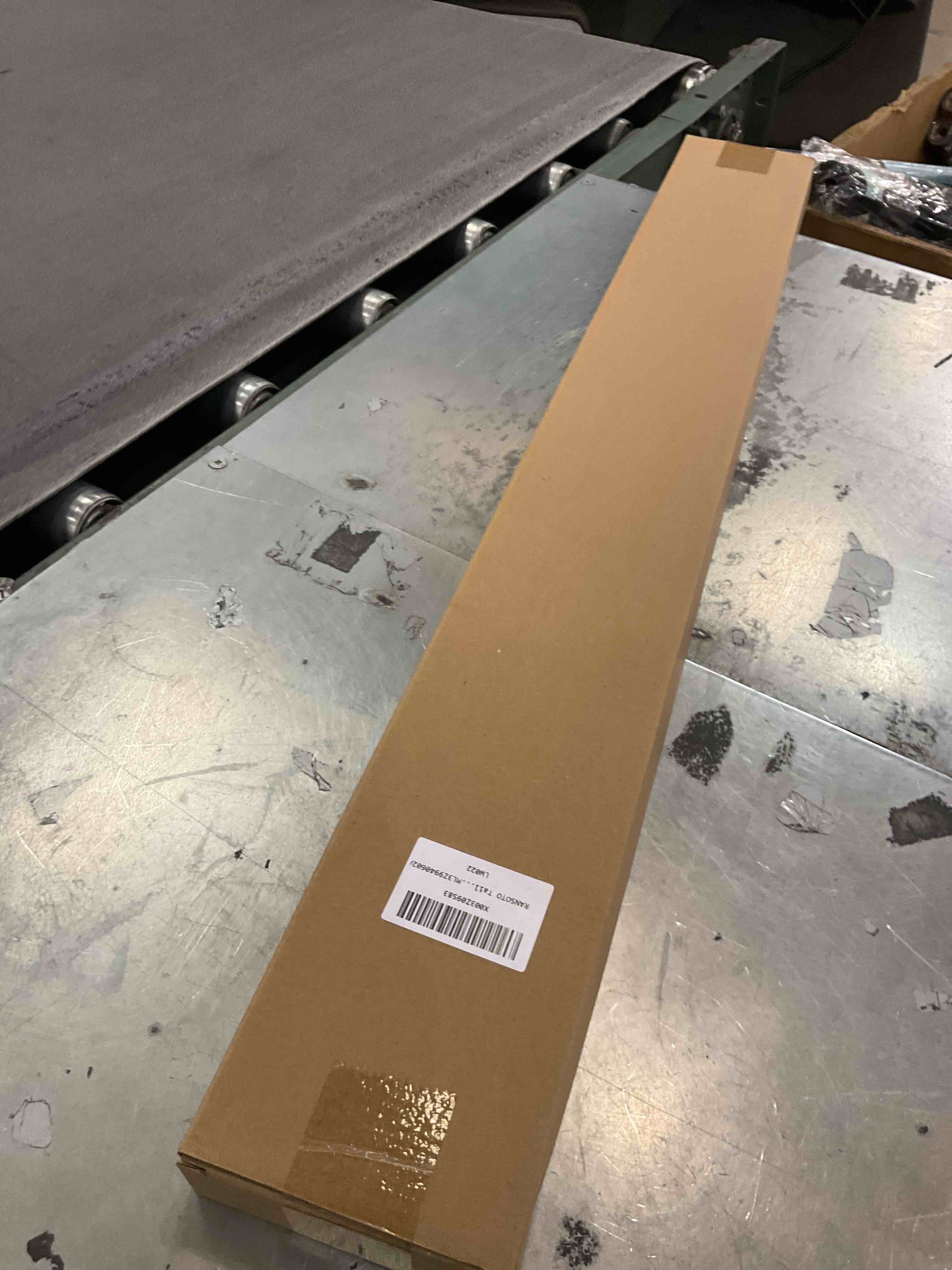 https://s3.amazonaws.com/lotting-images-prod/bidfta/TEA2356367_1750692752842.jpeg
