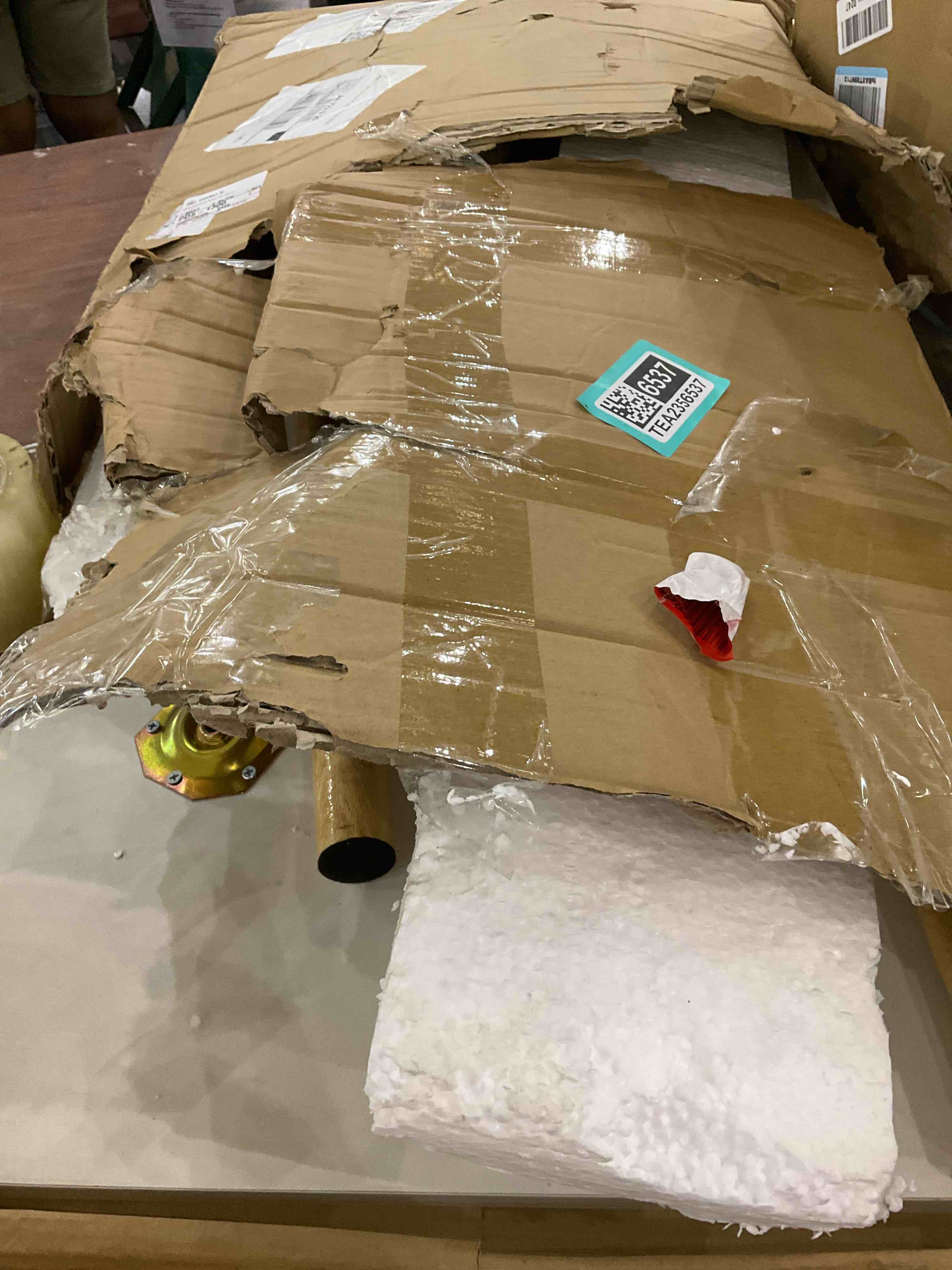 https://s3.amazonaws.com/lotting-images-prod/bidfta/TEA2356537_1750697987803.jpeg