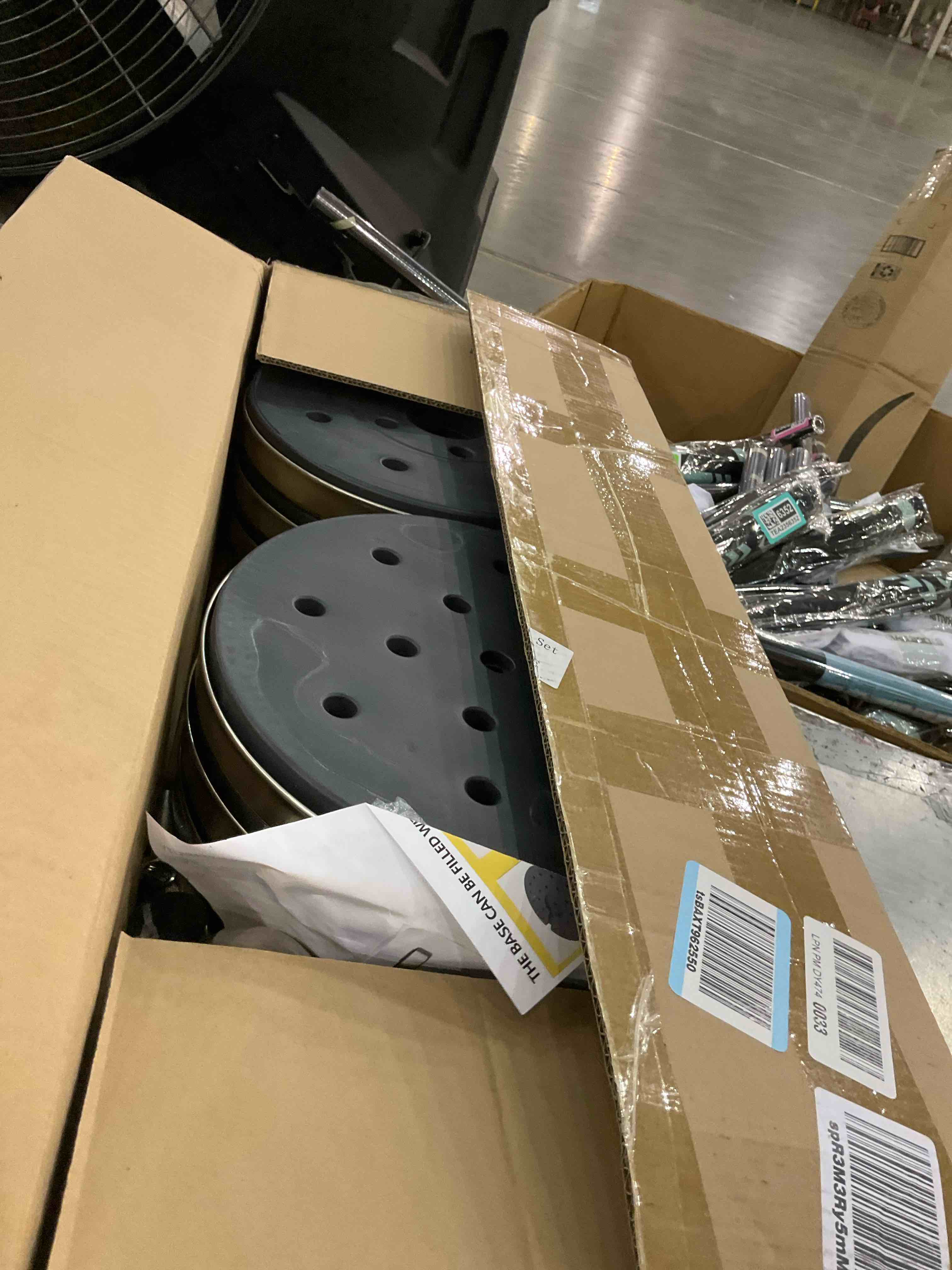 https://s3.amazonaws.com/lotting-images-prod/bidfta/TEA2356972_1750849920887.jpeg