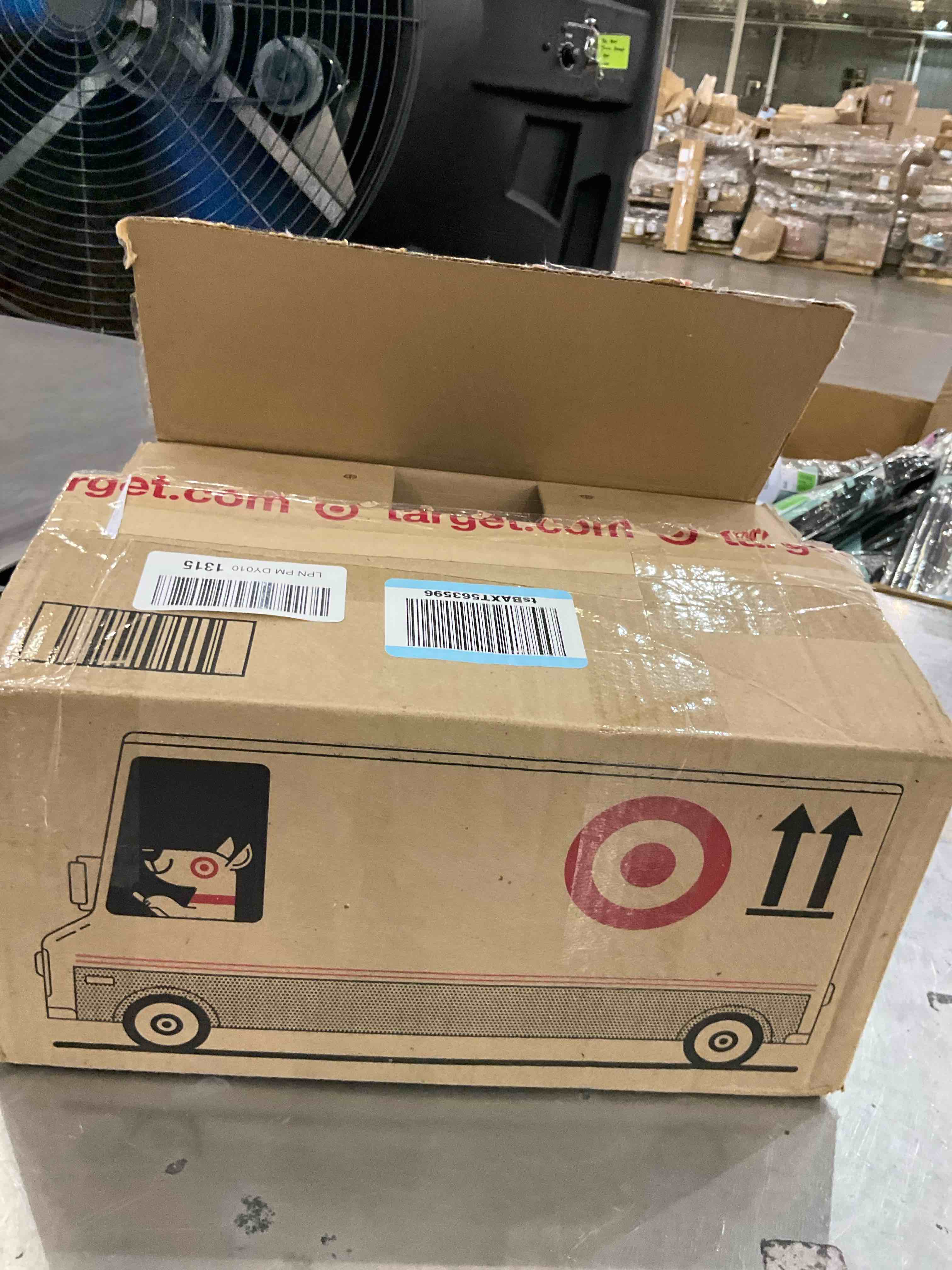 https://s3.amazonaws.com/lotting-images-prod/bidfta/TEA2357184_1750767950384.jpeg
