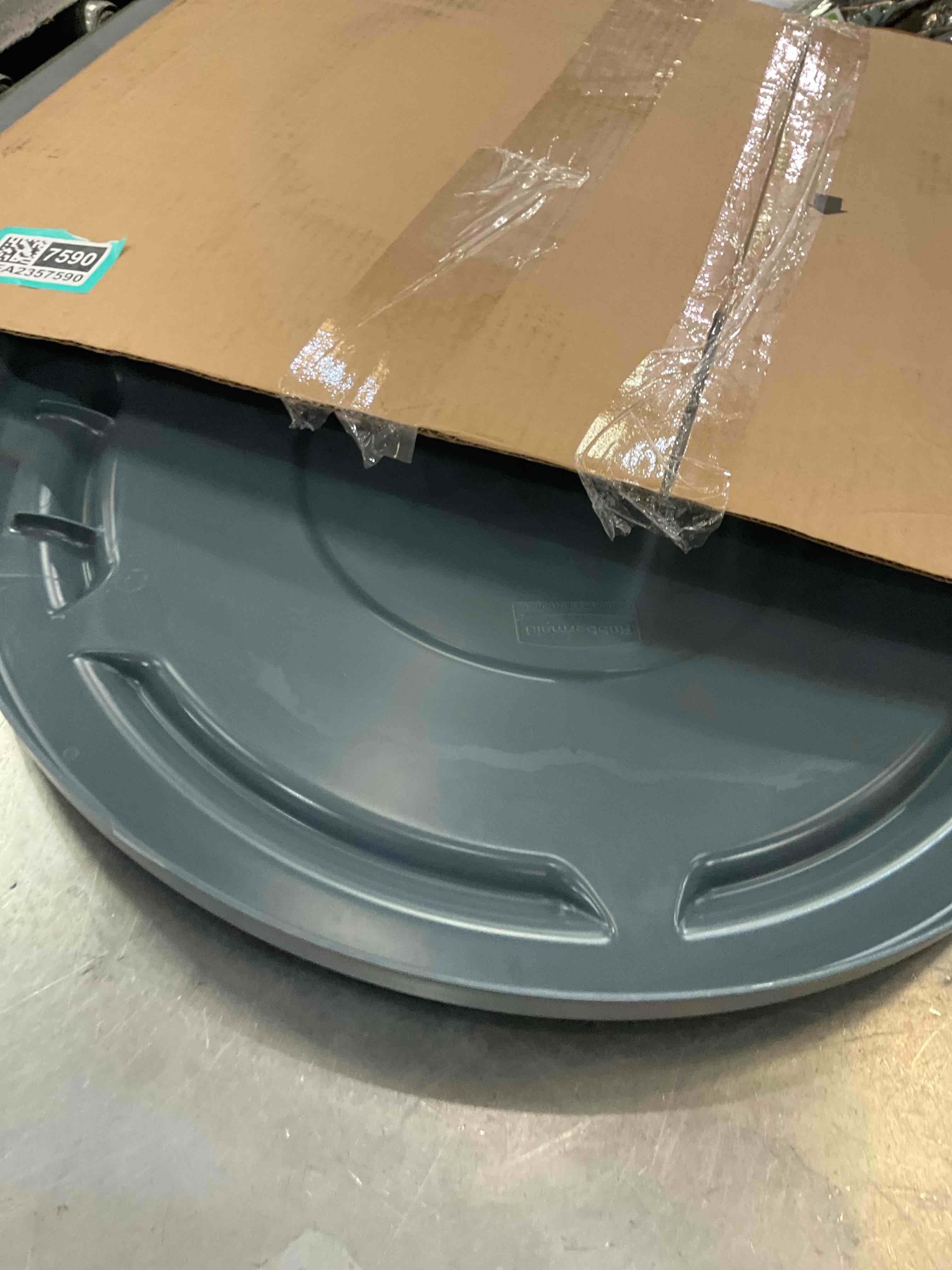 https://s3.amazonaws.com/lotting-images-prod/bidfta/TEA2357590_1750786231214.jpeg