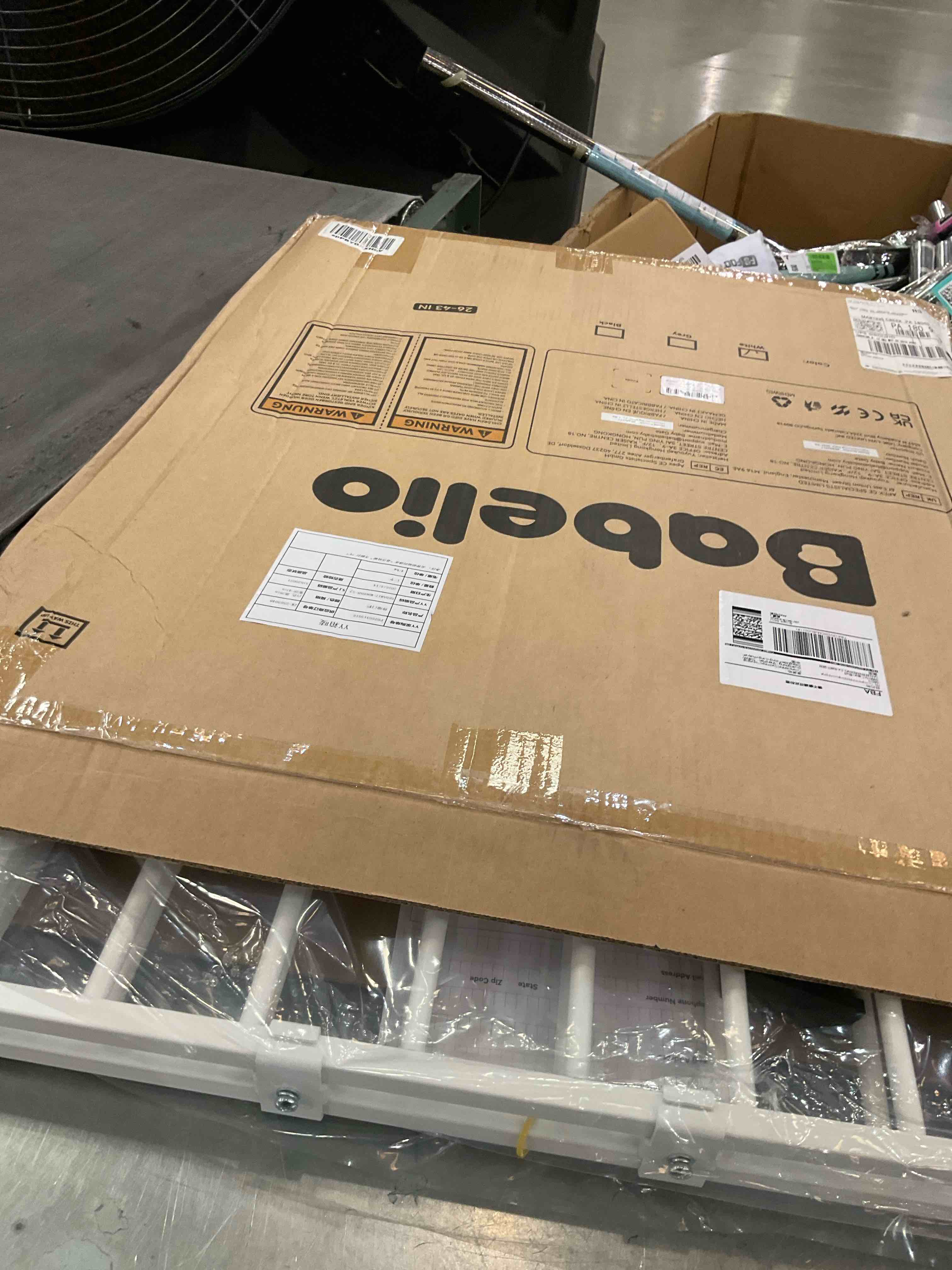 https://s3.amazonaws.com/lotting-images-prod/bidfta/TEA2357789_1750790714657.jpeg