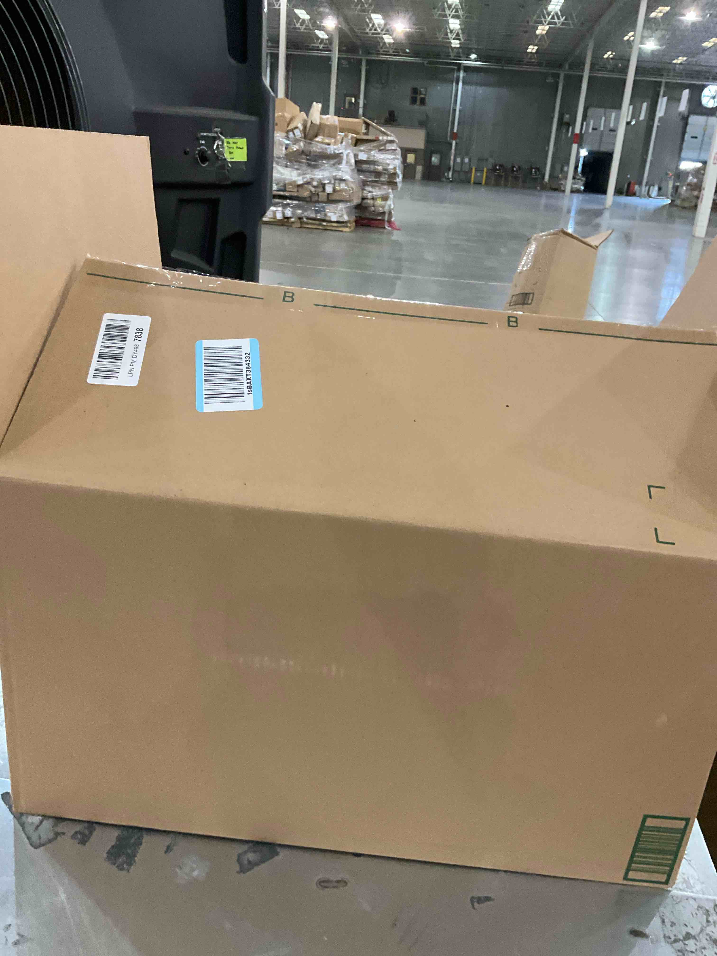 https://s3.amazonaws.com/lotting-images-prod/bidfta/TEA2357802_1750790299094.jpeg