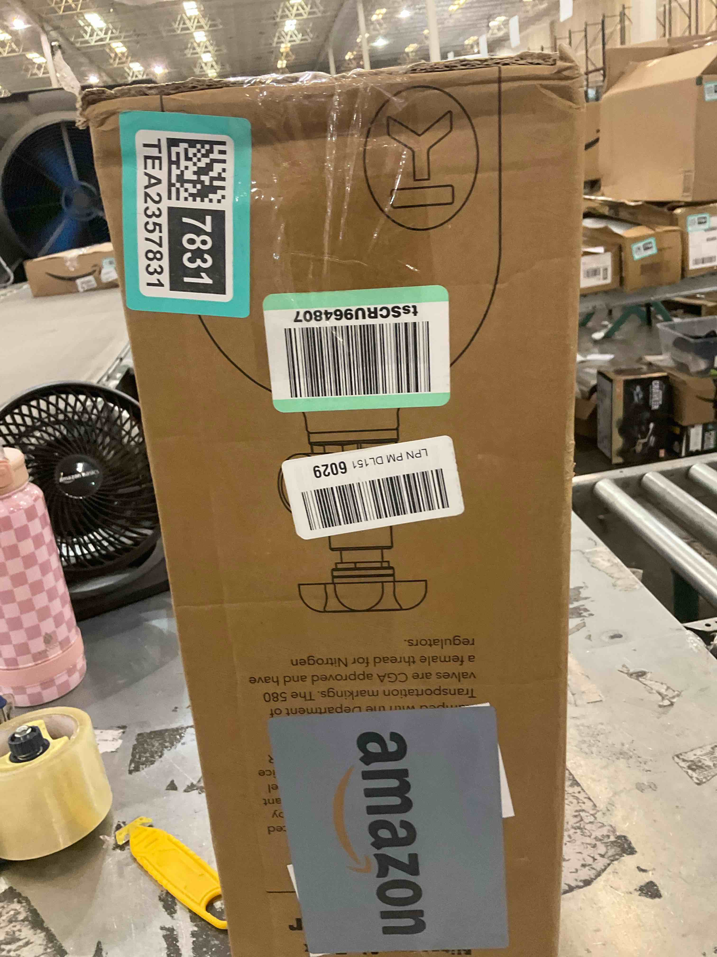 https://s3.amazonaws.com/lotting-images-prod/bidfta/TEA2357831_1750791779373.jpeg