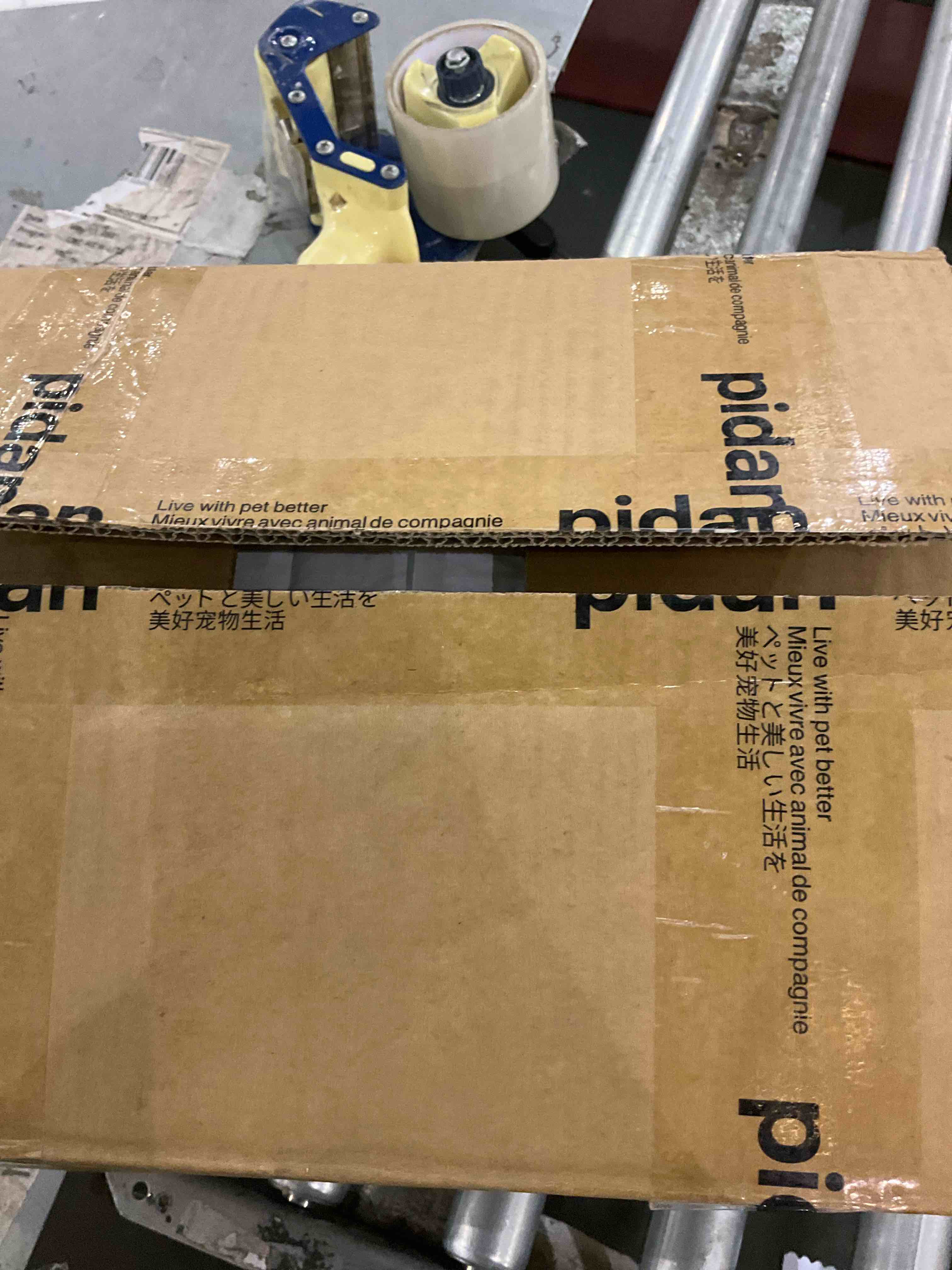 https://s3.amazonaws.com/lotting-images-prod/bidfta/TEA2357932_1750853114321.jpeg