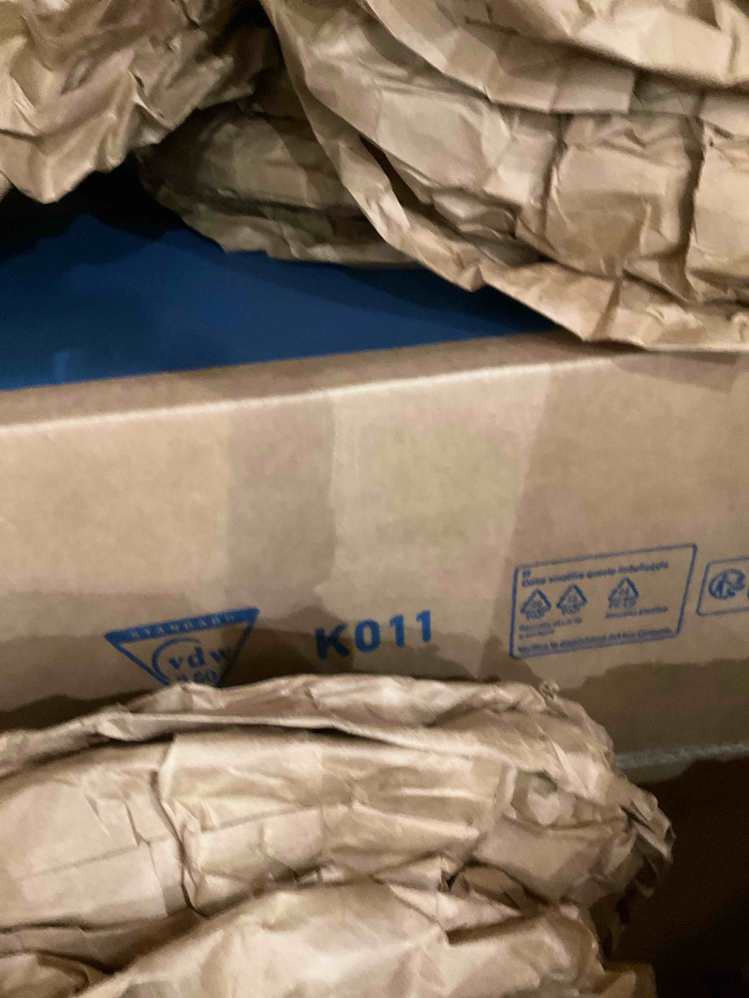 https://s3.amazonaws.com/lotting-images-prod/bidfta/TEA2358009_1750865876914.jpeg