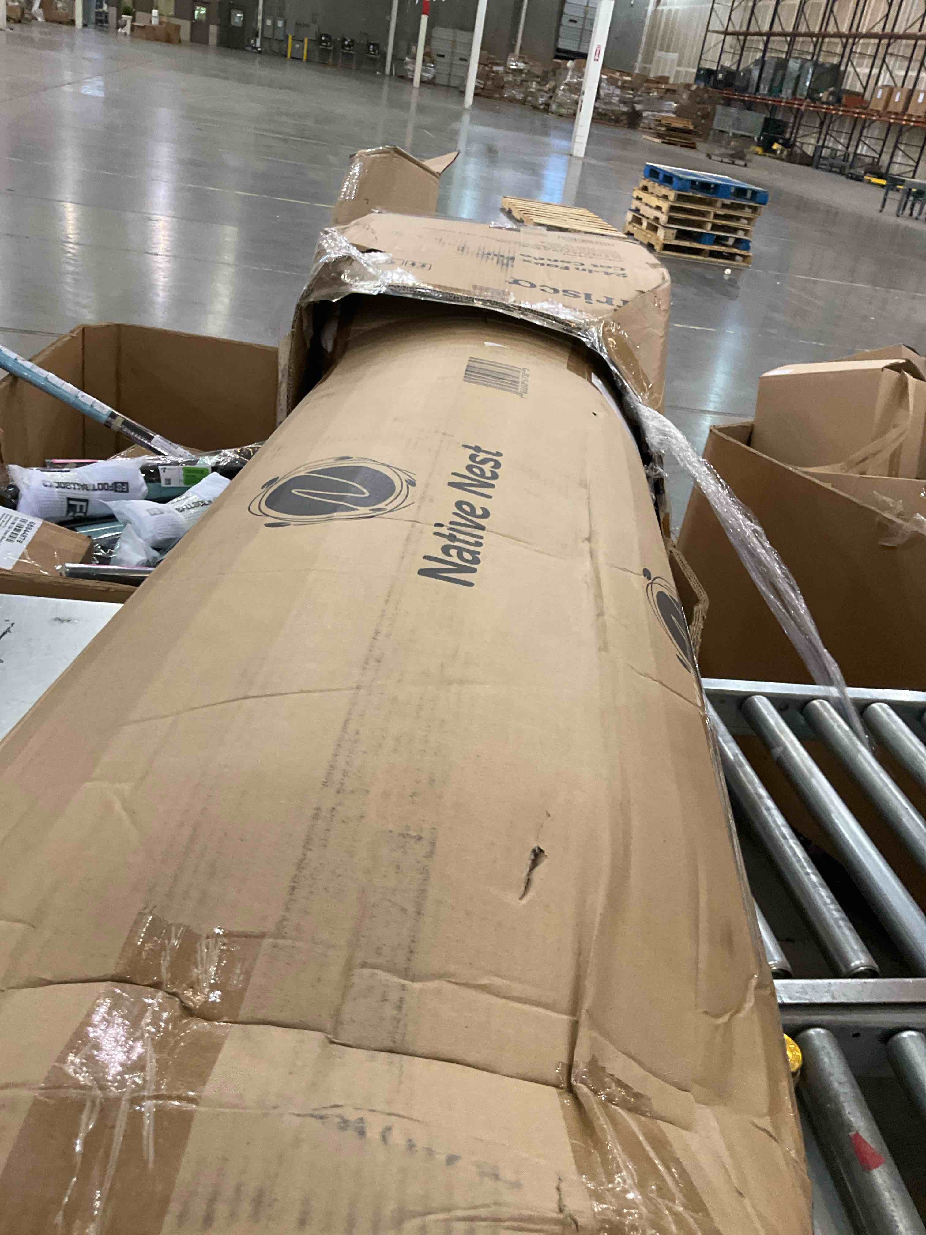 https://s3.amazonaws.com/lotting-images-prod/bidfta/TEA2358055_1750861728750.jpeg