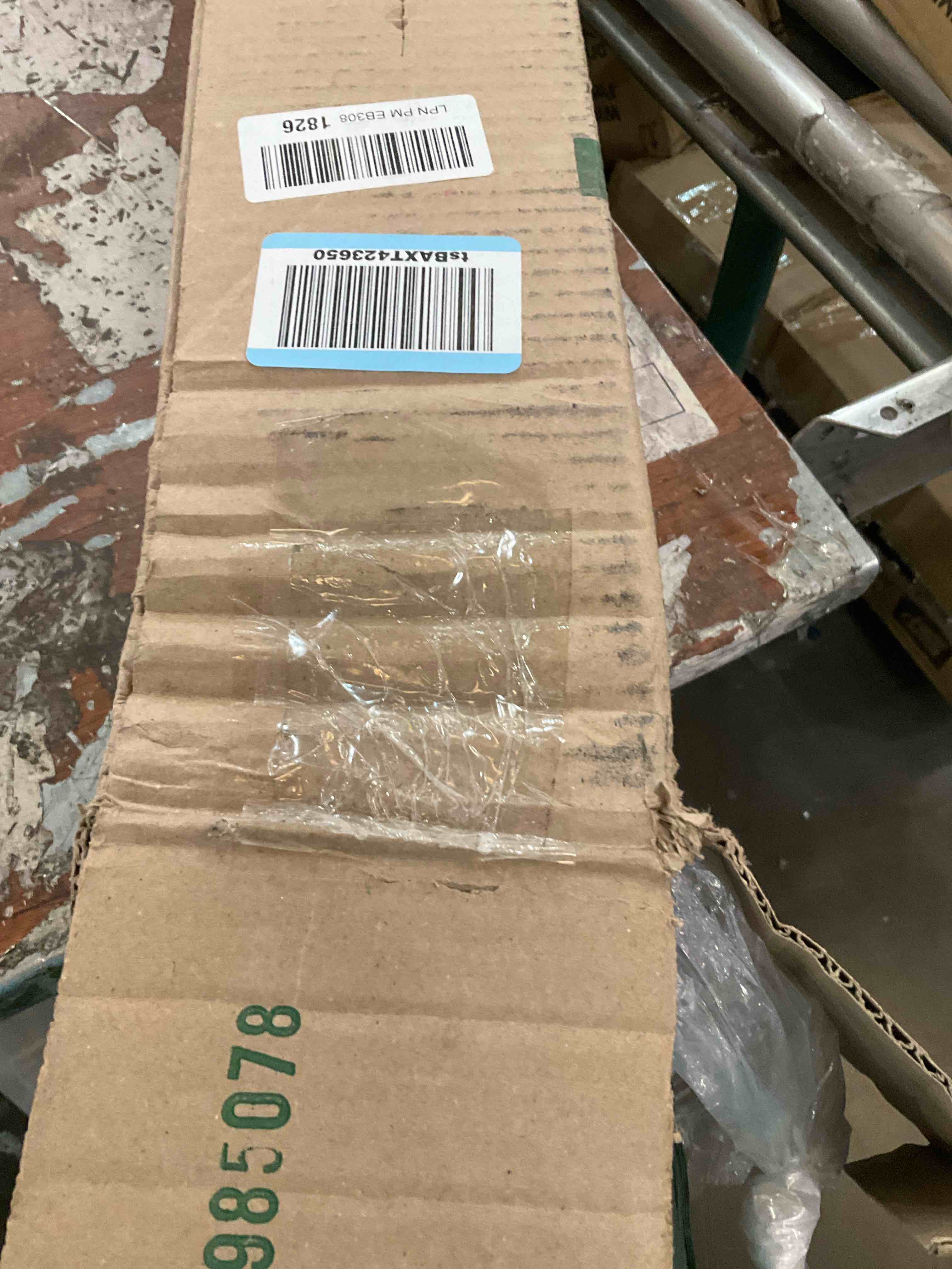 https://s3.amazonaws.com/lotting-images-prod/bidfta/TEA2358131_1750862930830.jpeg