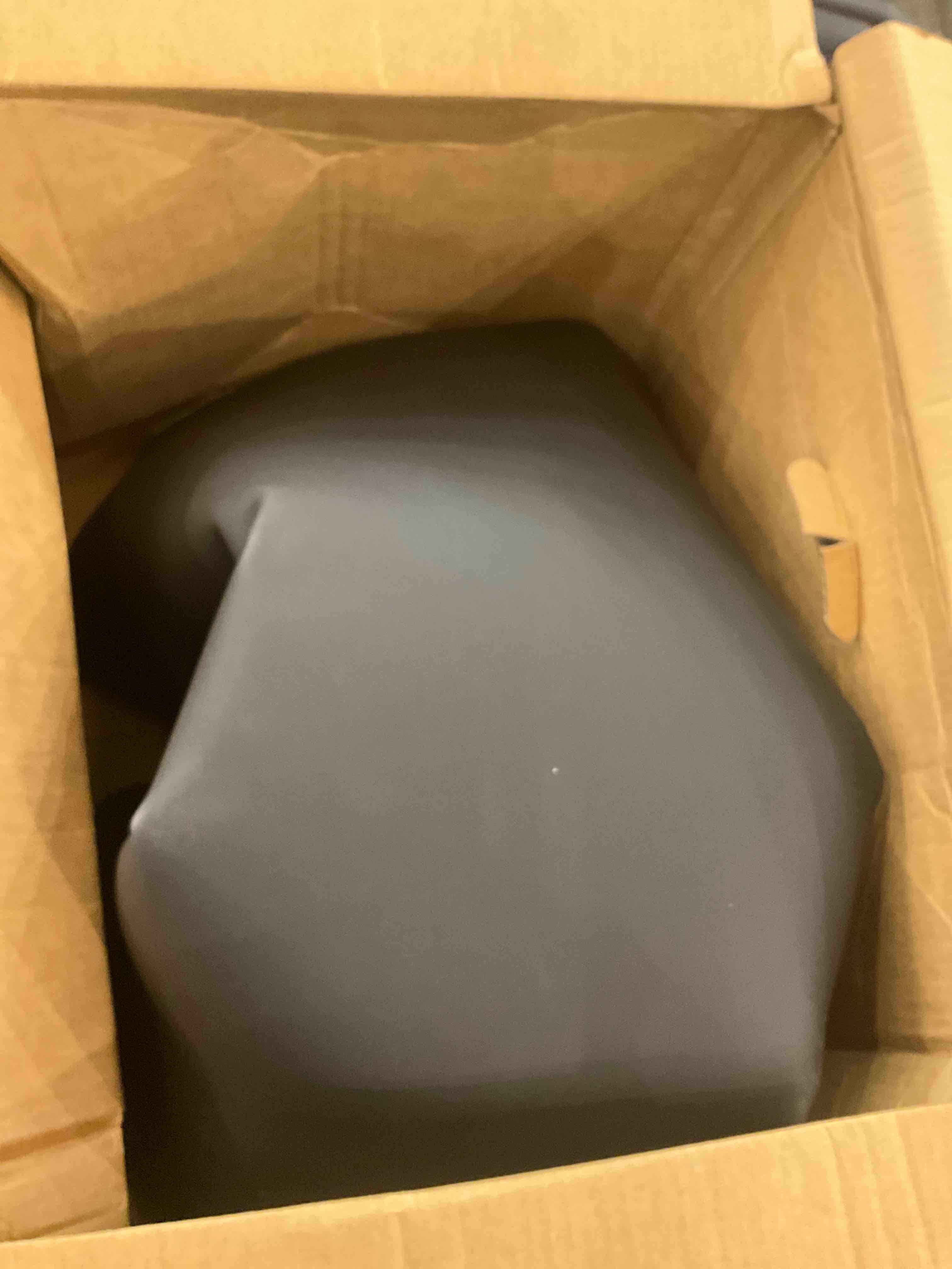 https://s3.amazonaws.com/lotting-images-prod/bidfta/TEA2358152_1750864244528.jpeg