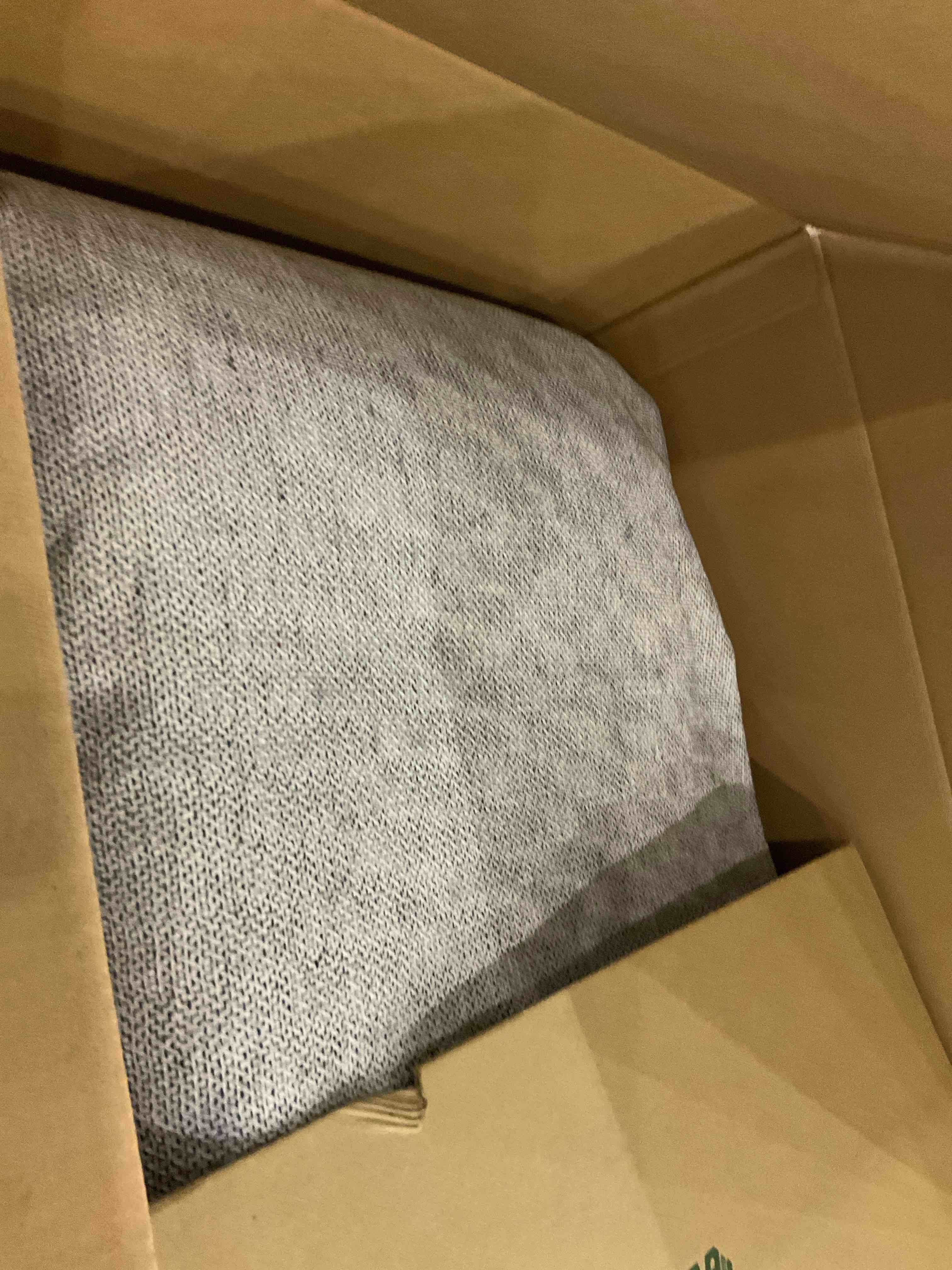 https://s3.amazonaws.com/lotting-images-prod/bidfta/TEA2358712_1750941660667.jpeg