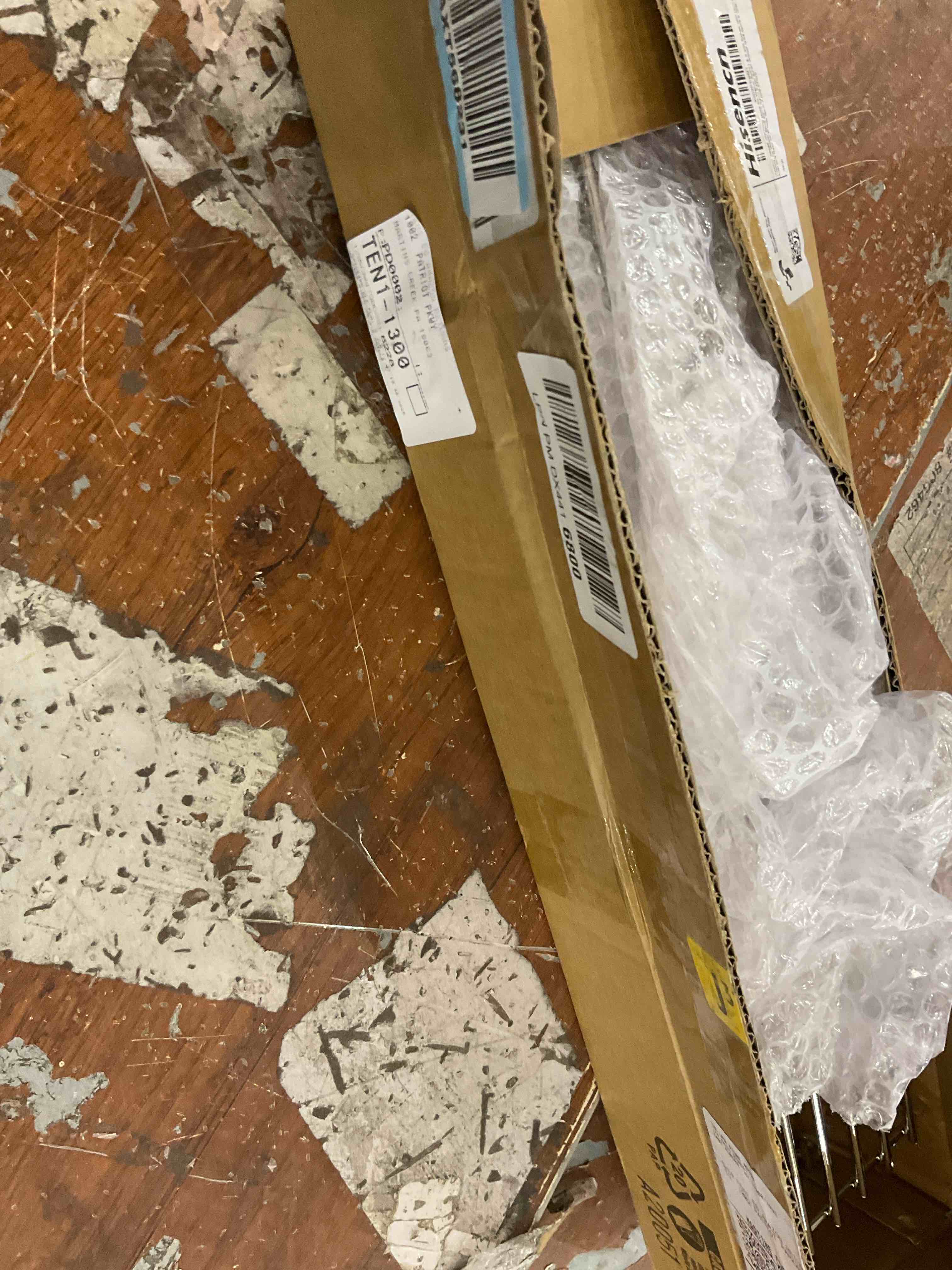 https://s3.amazonaws.com/lotting-images-prod/bidfta/TEA2358989_1751290223897.jpeg