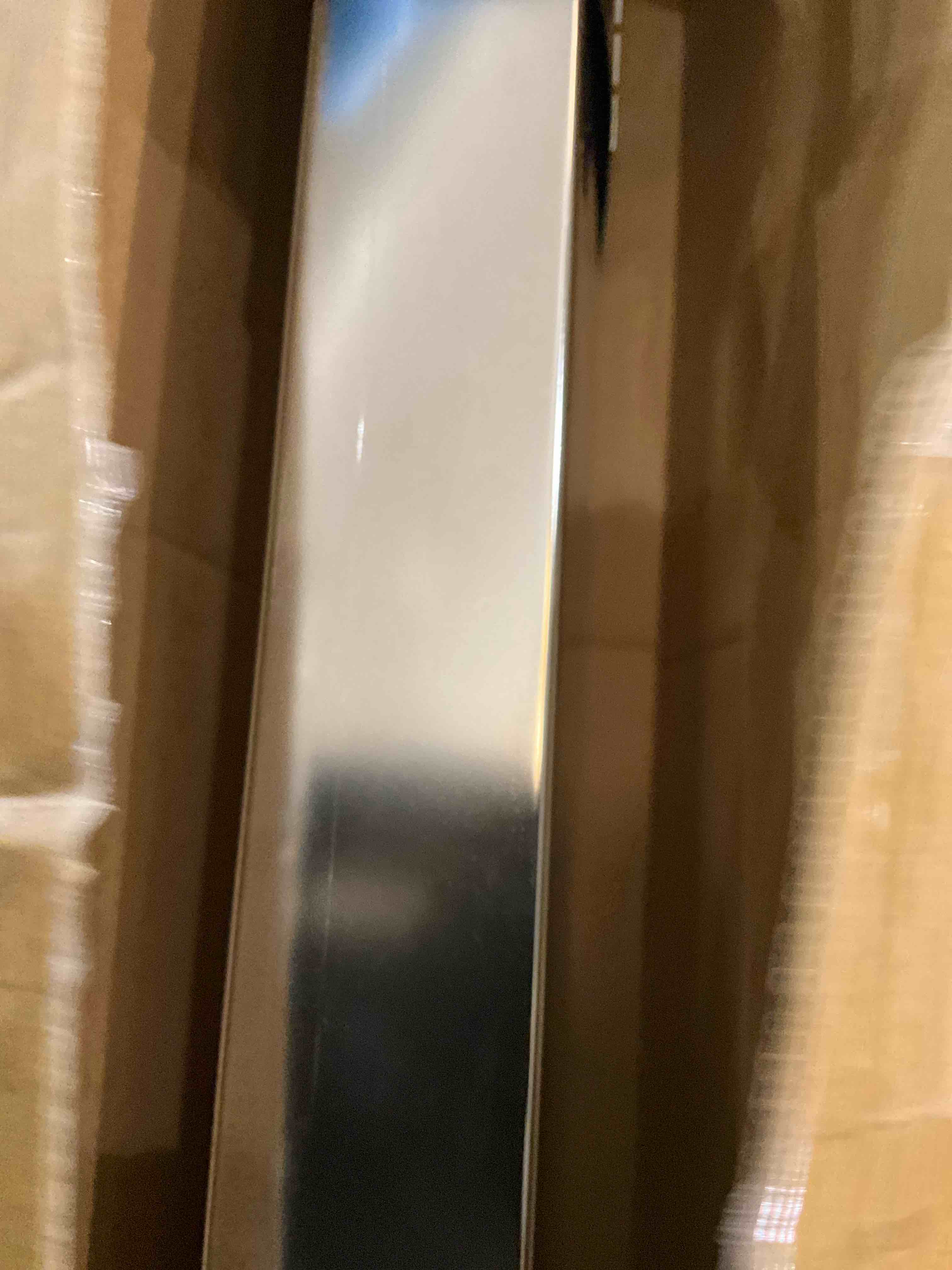 https://s3.amazonaws.com/lotting-images-prod/bidfta/TEA2361005_1750256792238.jpeg