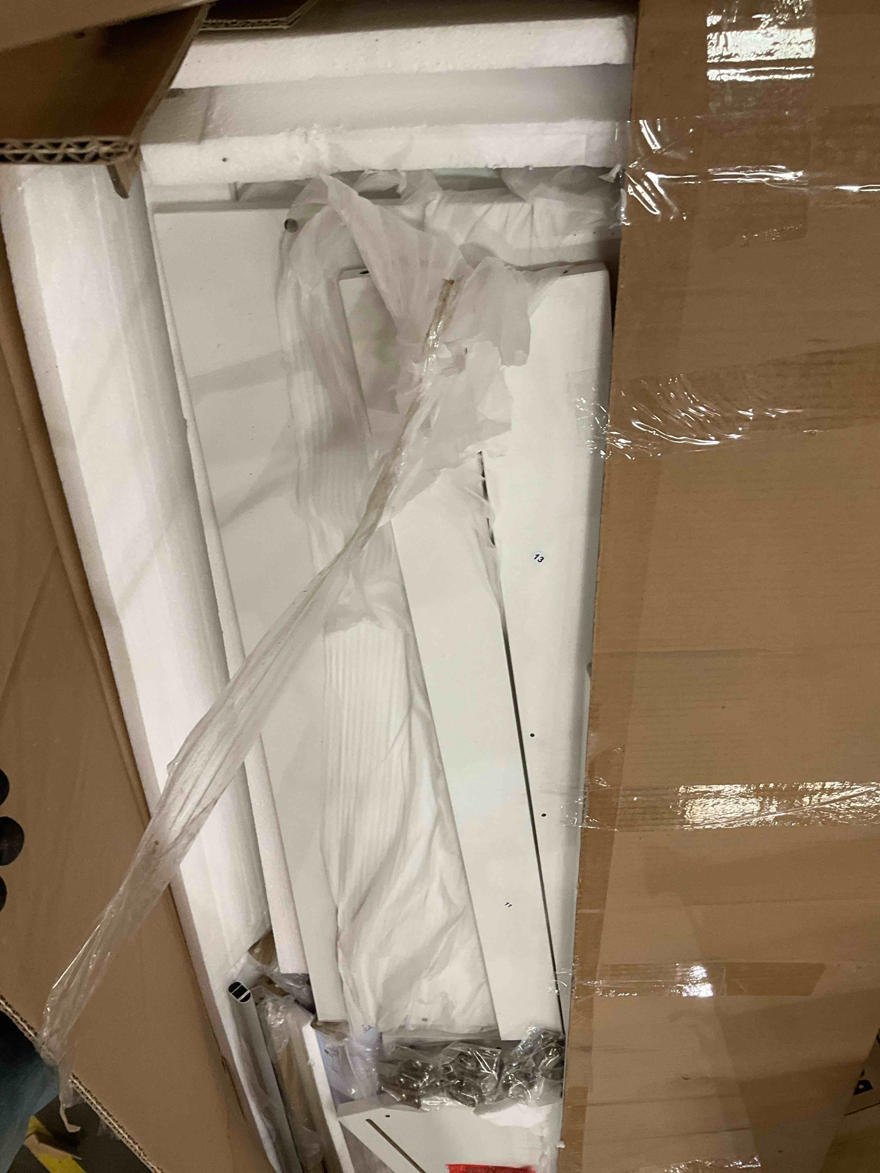 https://s3.amazonaws.com/lotting-images-prod/bidfta/TEA2362058_1749662804487.jpeg