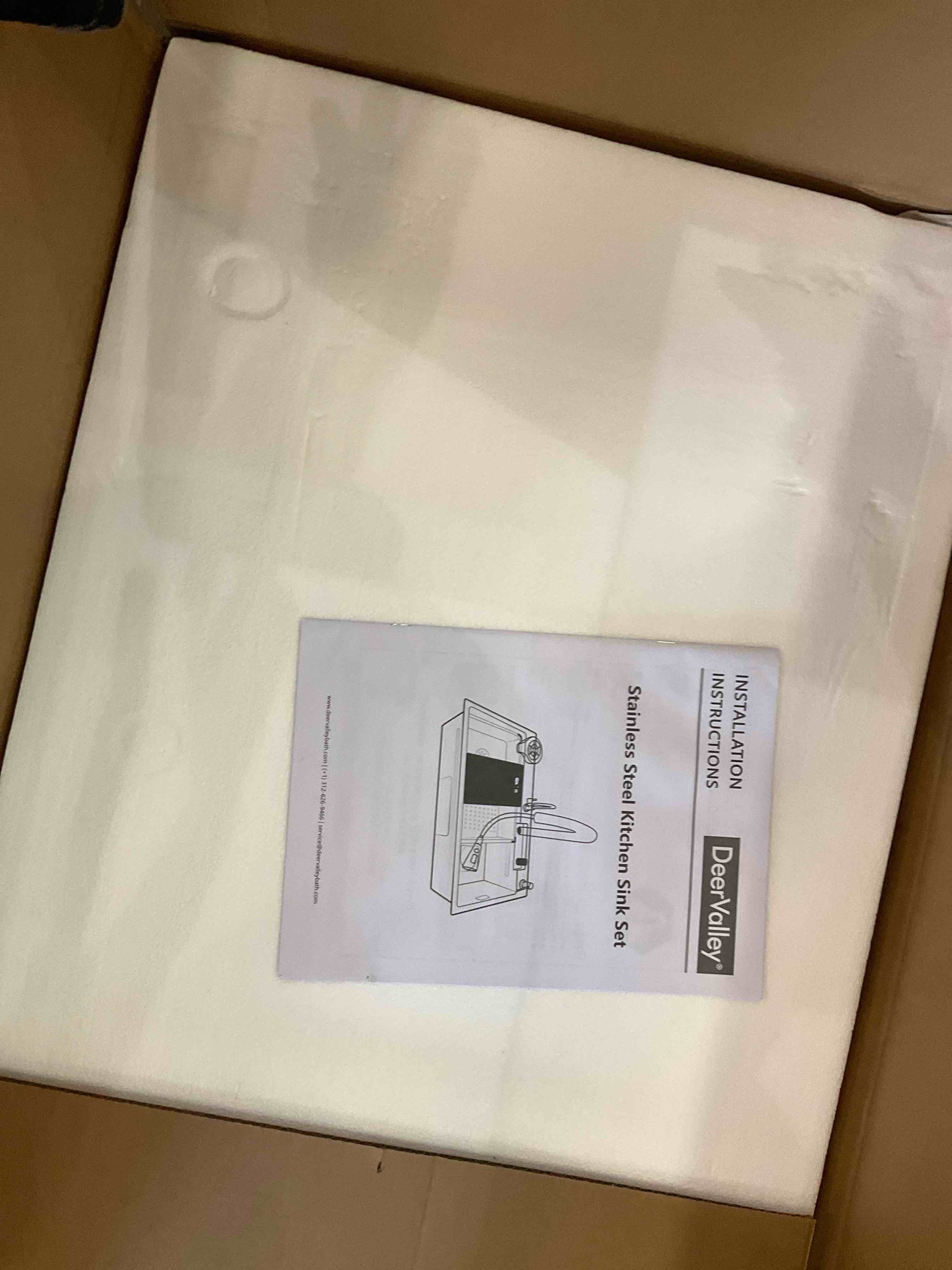 https://s3.amazonaws.com/lotting-images-prod/bidfta/TEA2362773_1750354415951.jpeg