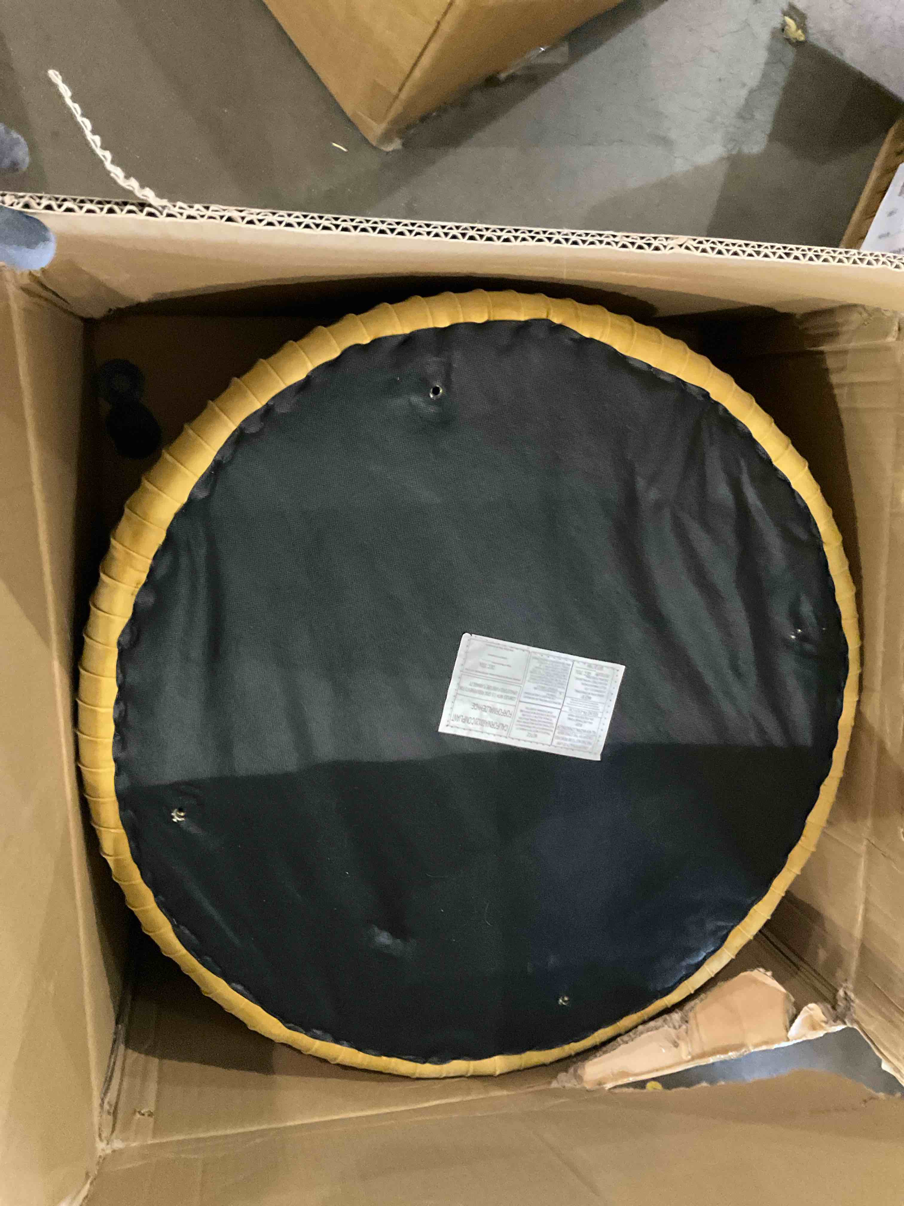 https://s3.amazonaws.com/lotting-images-prod/bidfta/TEA2362832_1750421030133.jpeg