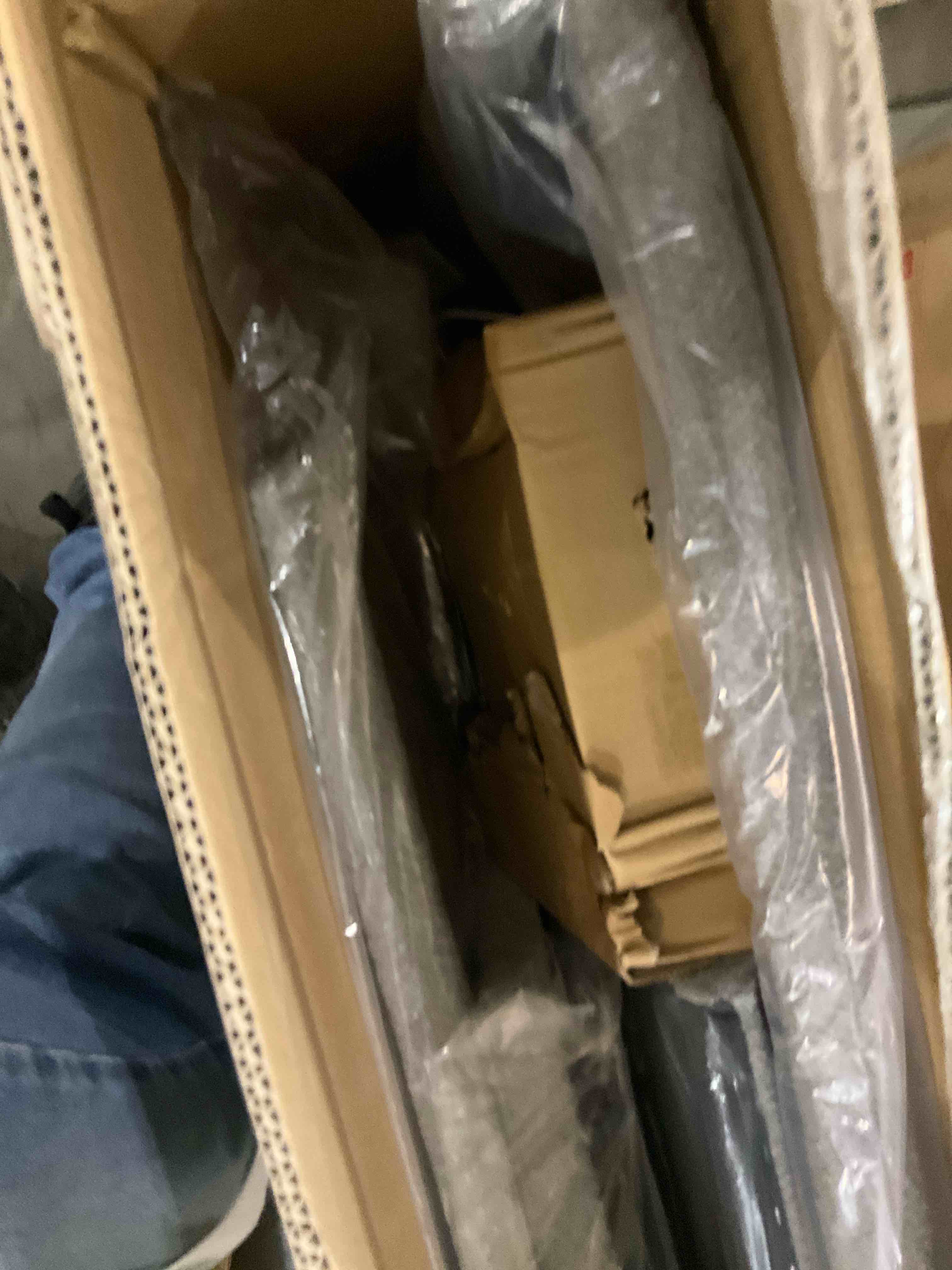 https://s3.amazonaws.com/lotting-images-prod/bidfta/TEA2362840_1750421576021.jpeg