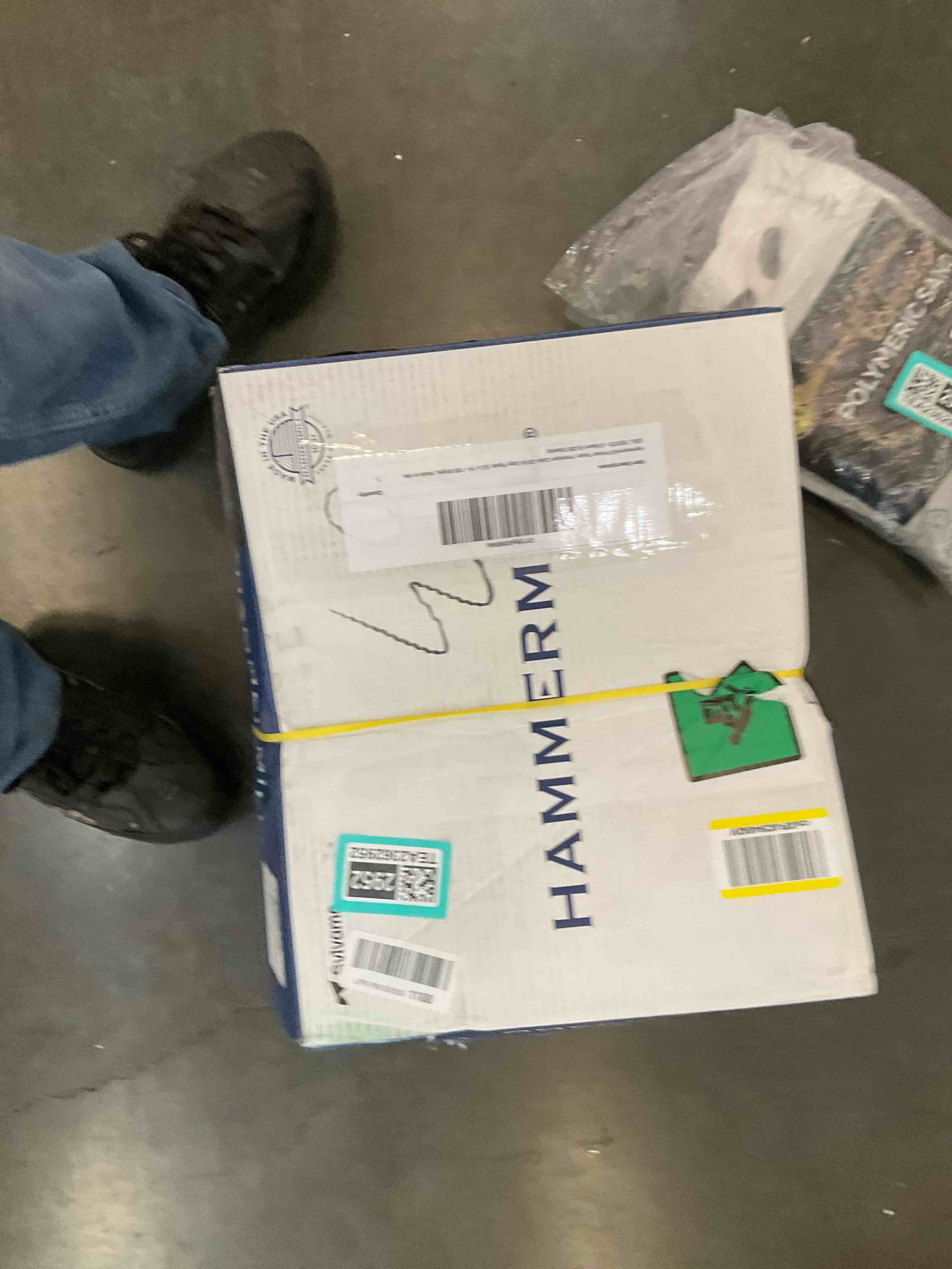 https://s3.amazonaws.com/lotting-images-prod/bidfta/TEA2362952_1750438488753.jpeg
