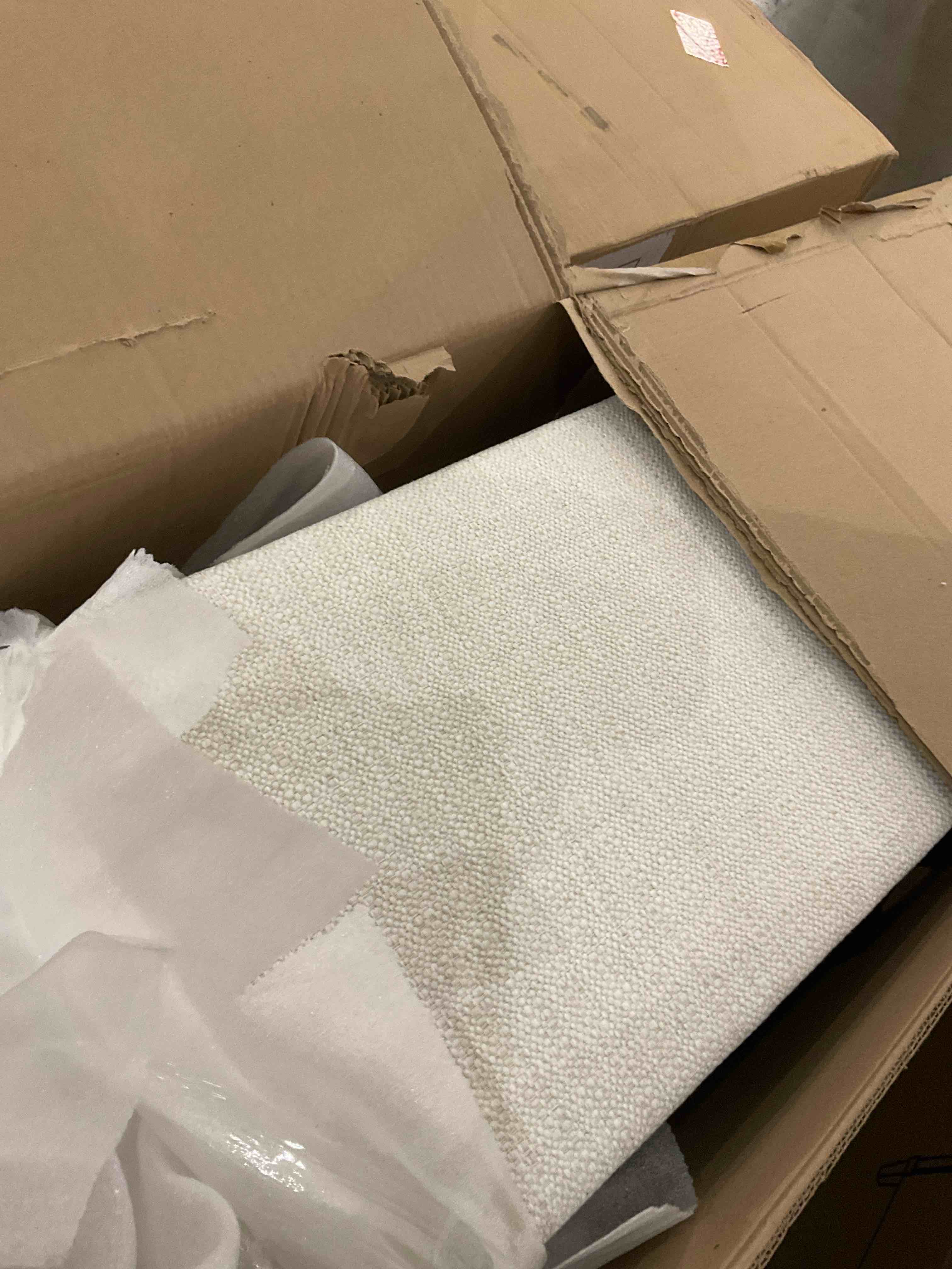 https://s3.amazonaws.com/lotting-images-prod/bidfta/TEA2363035_1750678928576.jpeg
