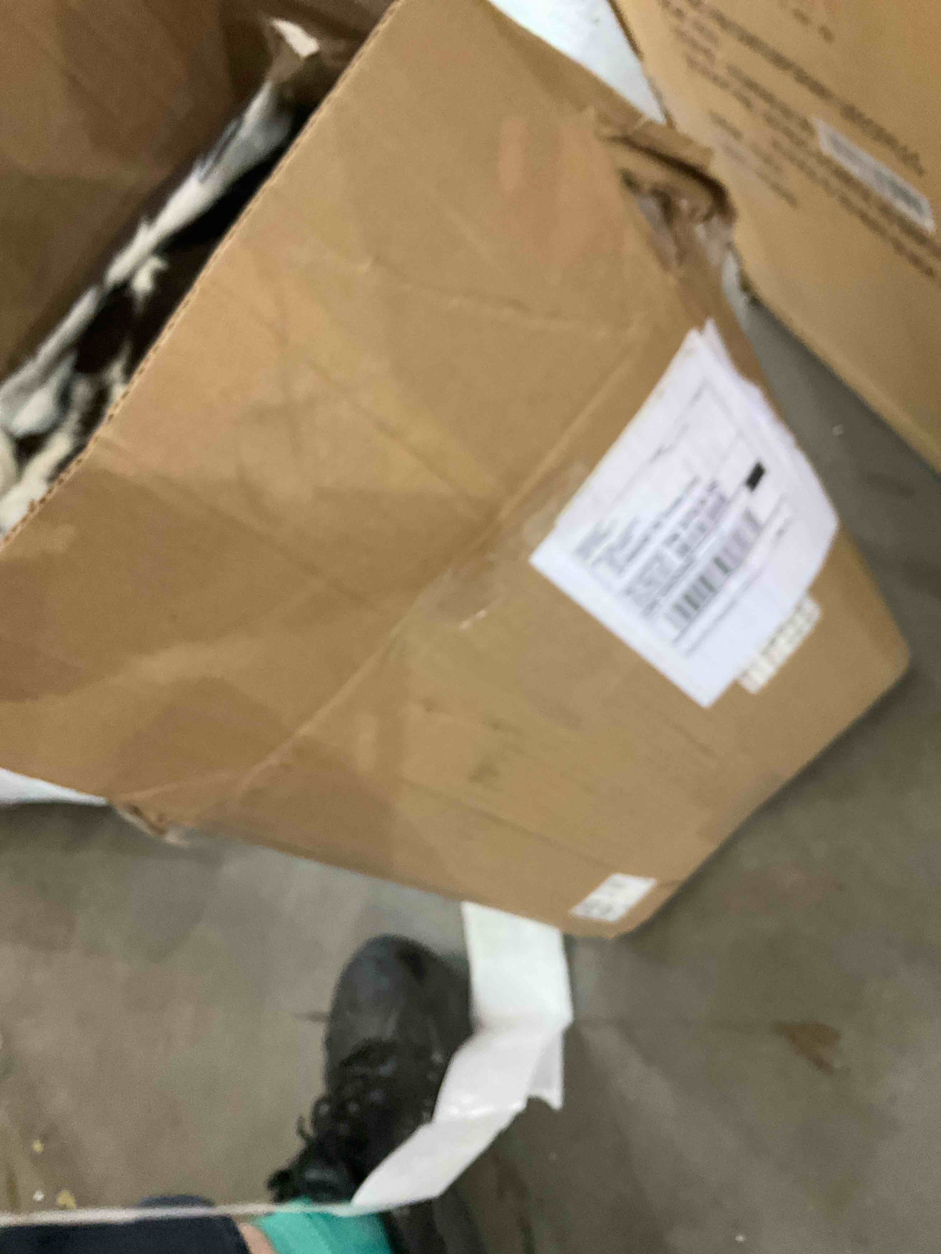 https://s3.amazonaws.com/lotting-images-prod/bidfta/TEA2363186_1750706026881.jpeg