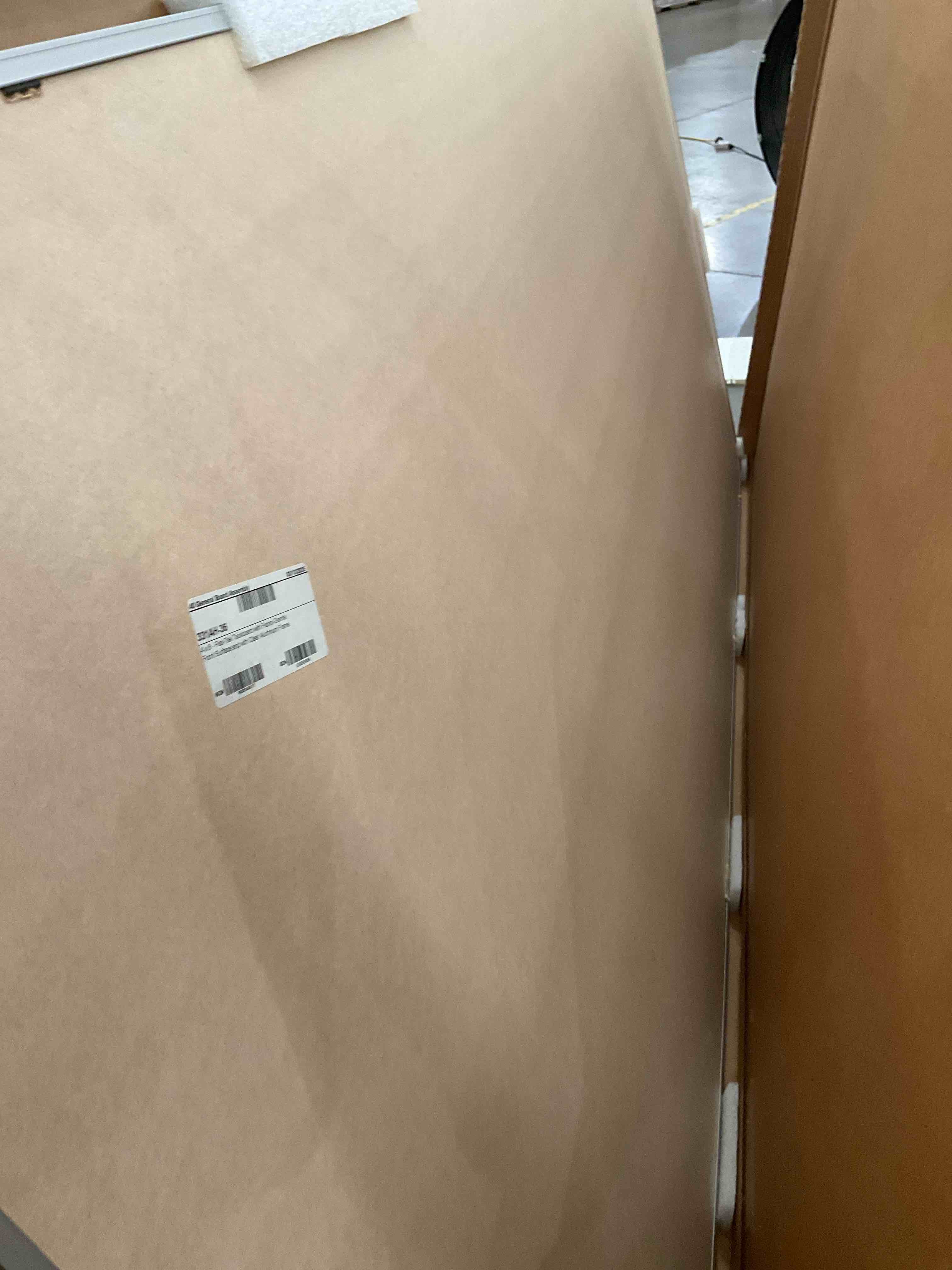 https://s3.amazonaws.com/lotting-images-prod/bidfta/TEA2363504_1750865954920.jpeg