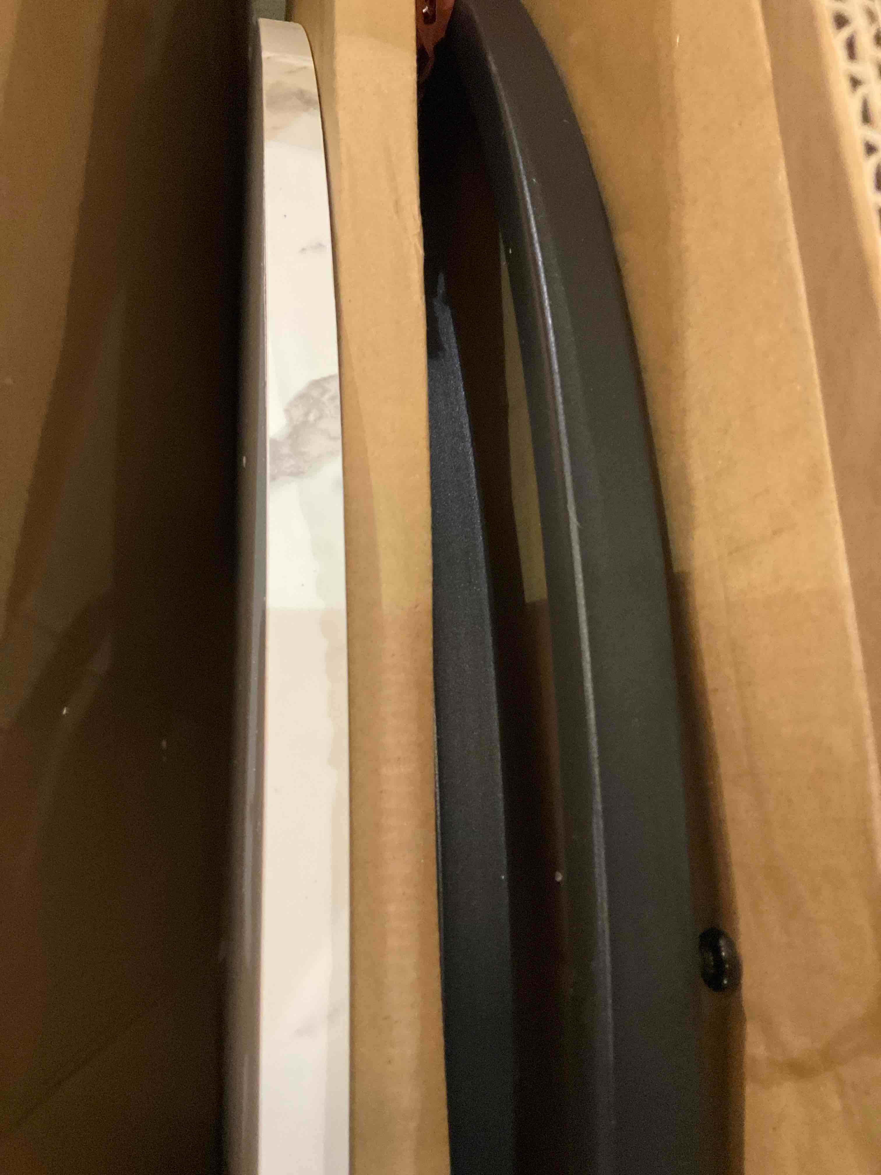 https://s3.amazonaws.com/lotting-images-prod/bidfta/TEA2363667_1750861936067.jpeg