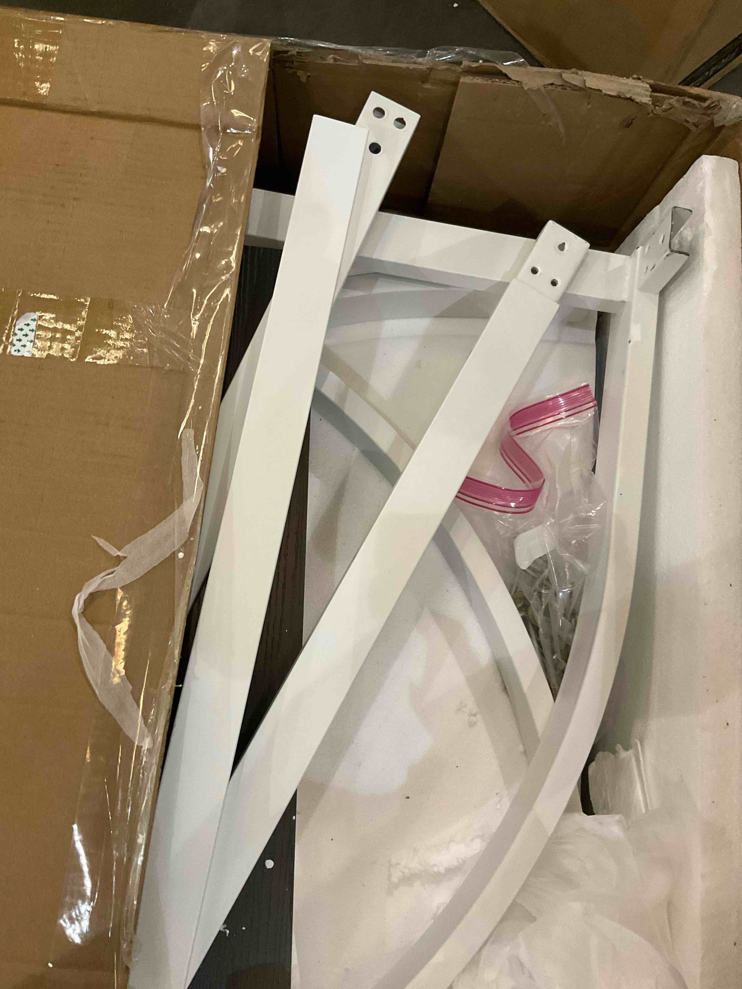https://s3.amazonaws.com/lotting-images-prod/bidfta/TEA2363674_1750861024889.jpeg