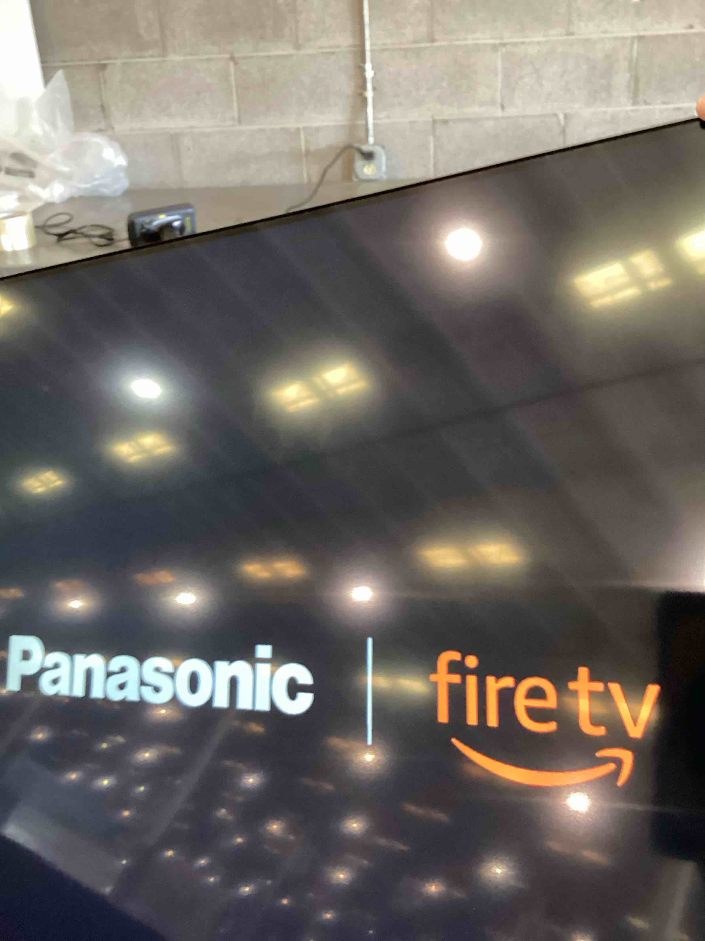 https://s3.amazonaws.com/lotting-images-prod/bidfta/TEA2363831_1752158066373.jpeg