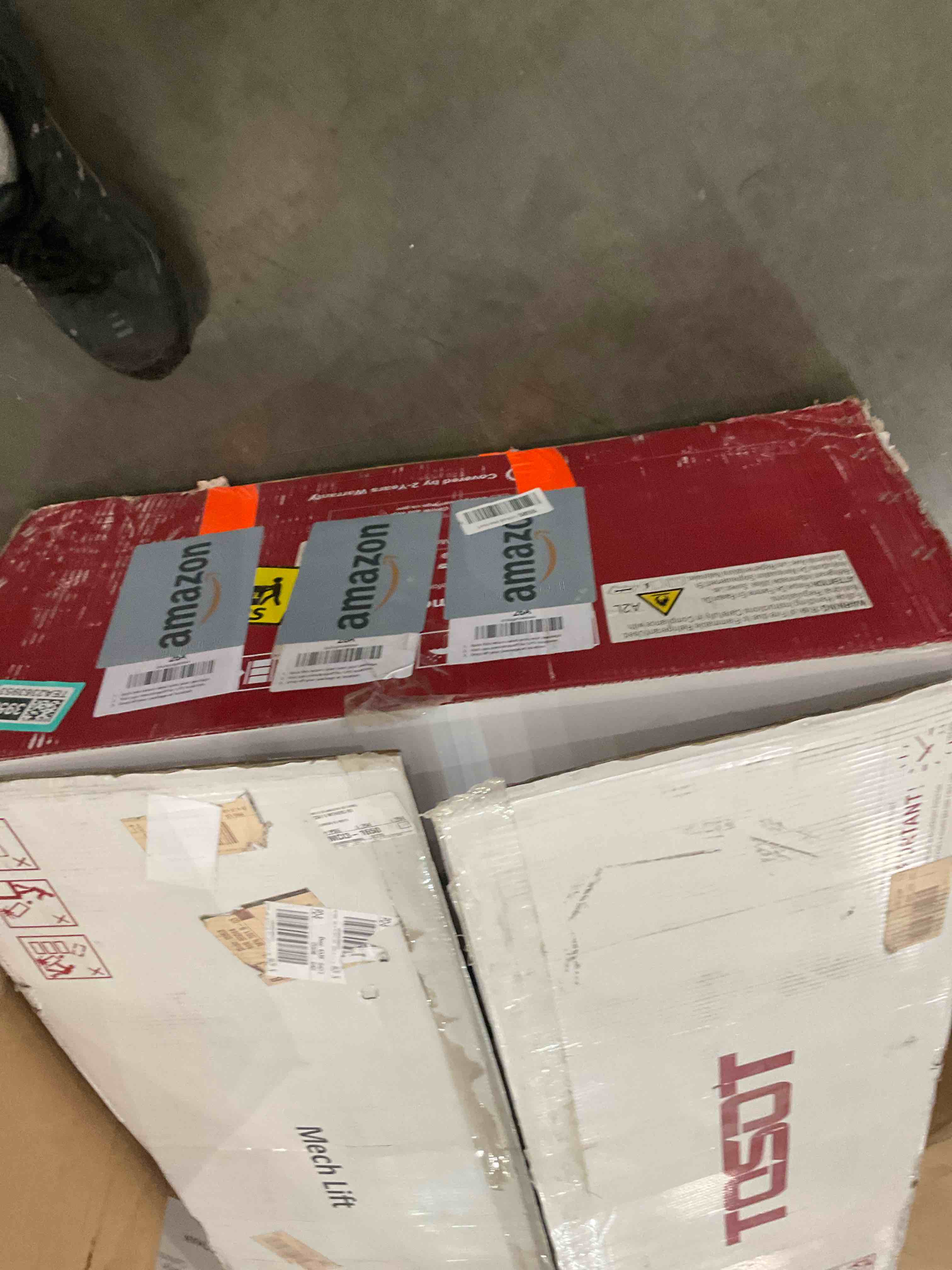 https://s3.amazonaws.com/lotting-images-prod/bidfta/TEA2363953_1751027646213.jpeg