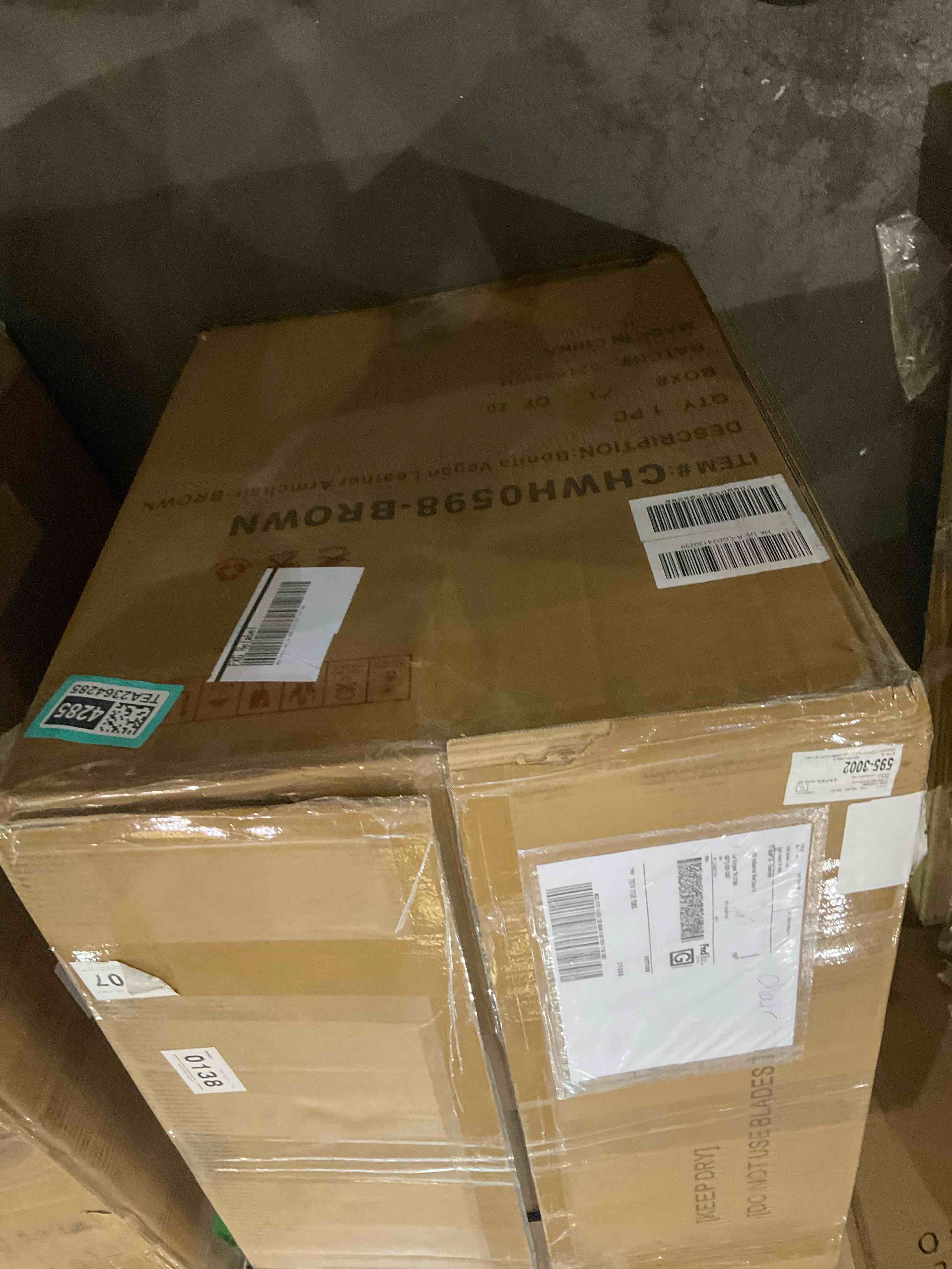 https://s3.amazonaws.com/lotting-images-prod/bidfta/TEA2364285_1751377576457.jpeg