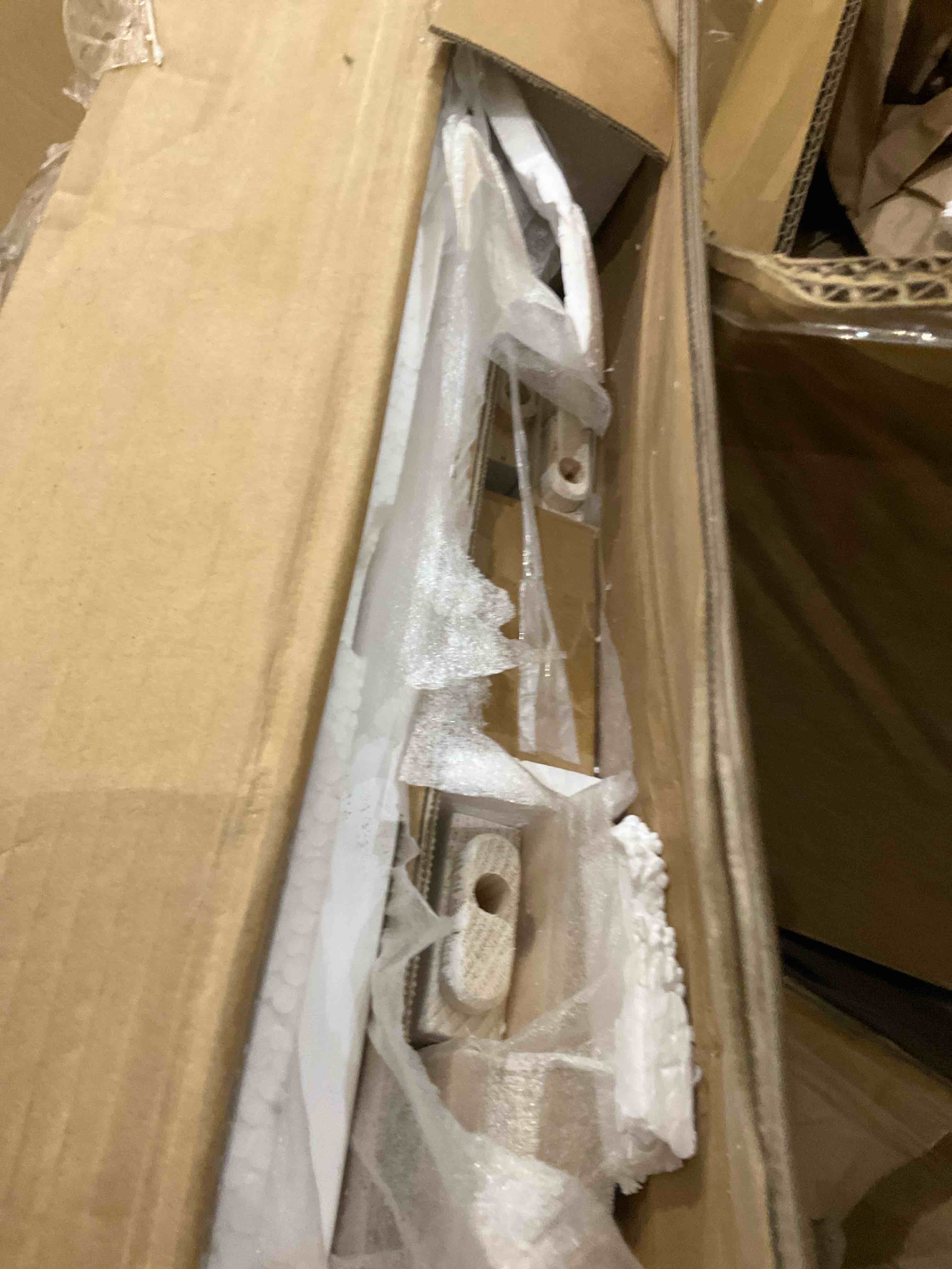 https://s3.amazonaws.com/lotting-images-prod/bidfta/TEA2364298_1751379018040.jpeg