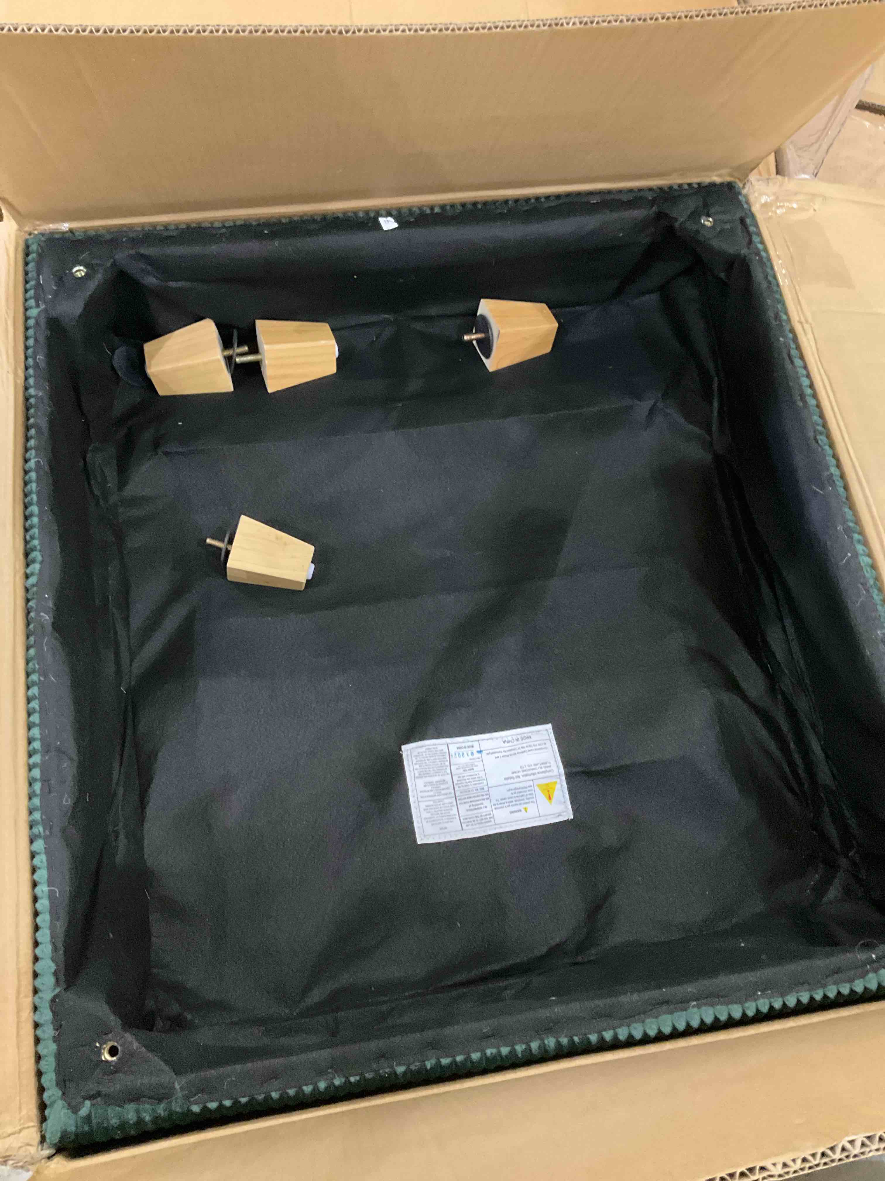 https://s3.amazonaws.com/lotting-images-prod/bidfta/TEA2364371_1751390234601.jpeg