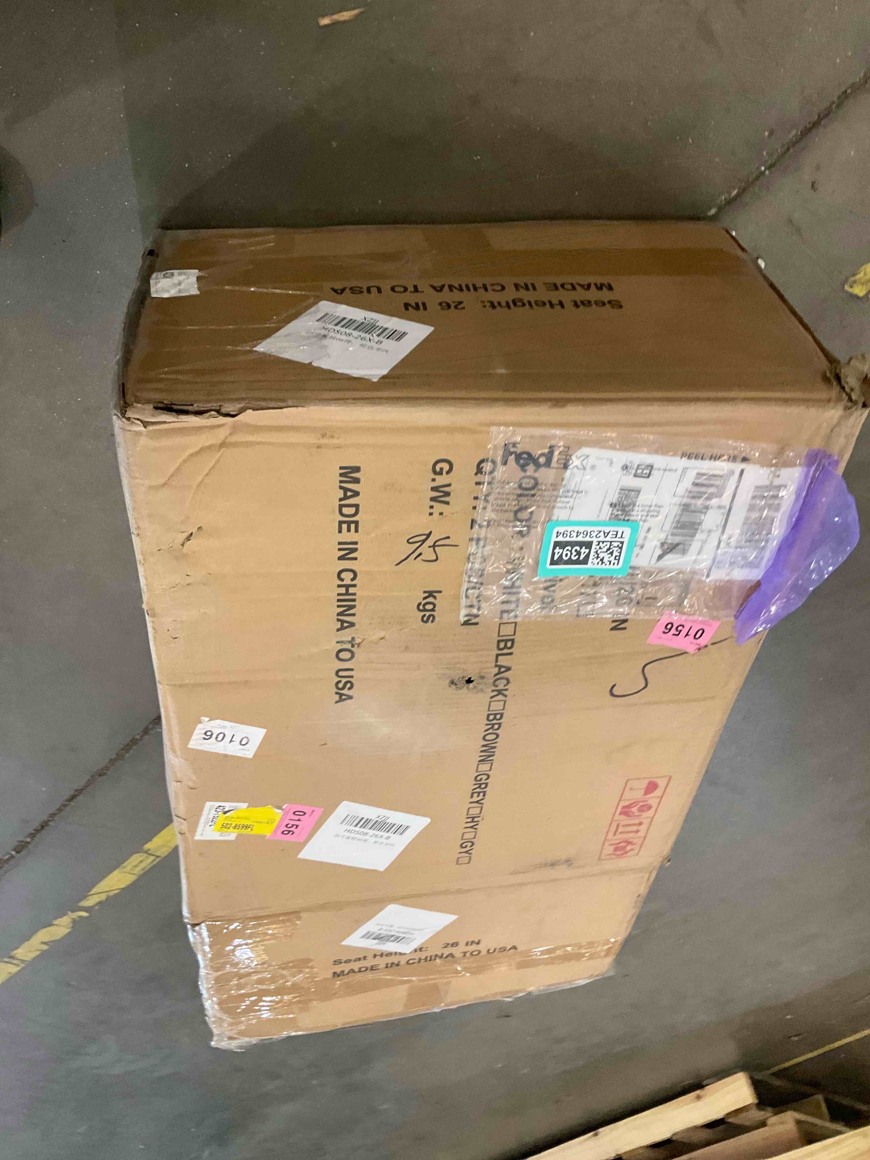 https://s3.amazonaws.com/lotting-images-prod/bidfta/TEA2364394_1751394948517.jpeg