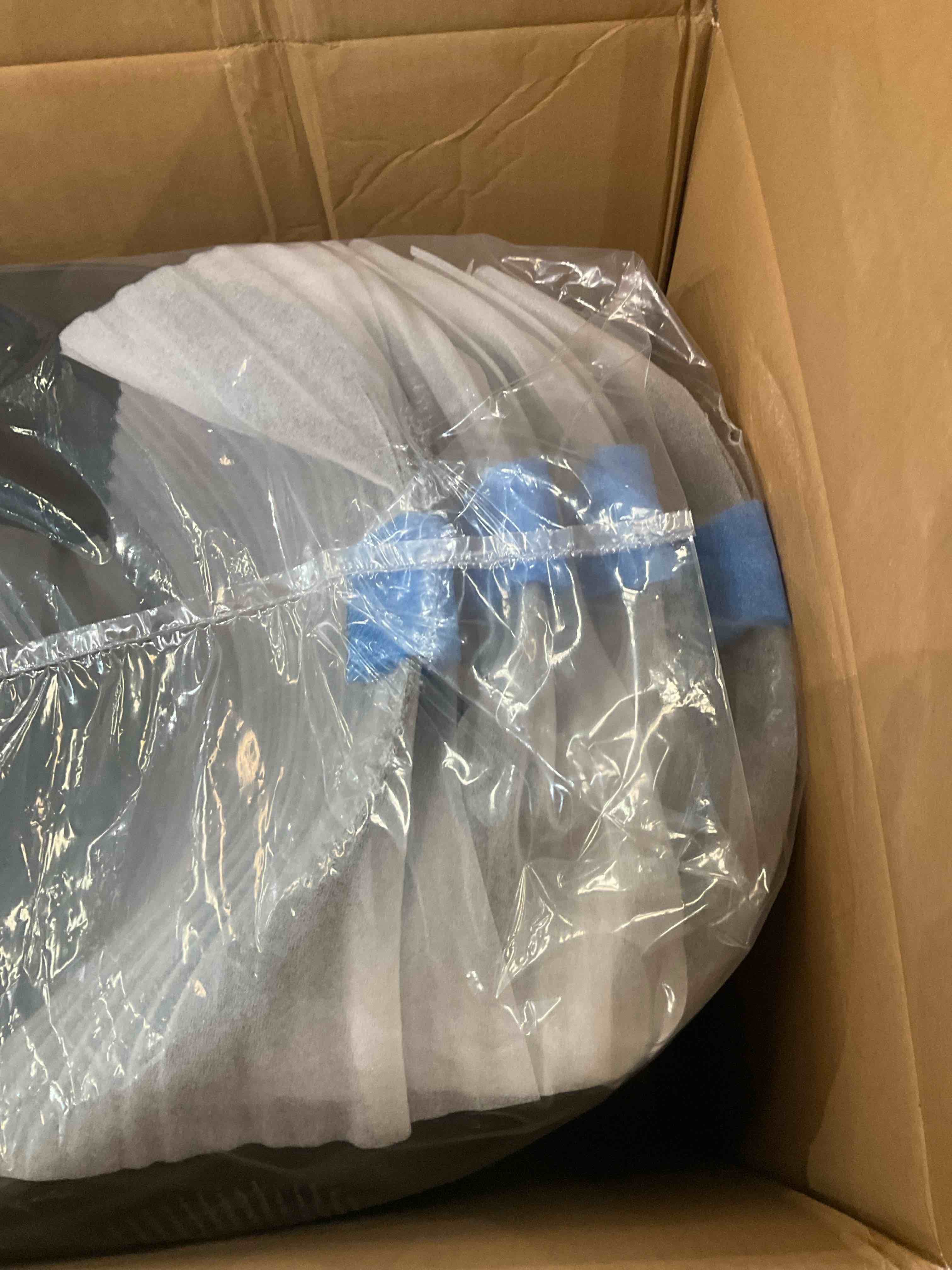 https://s3.amazonaws.com/lotting-images-prod/bidfta/TEA2364429_1751459908954.jpeg