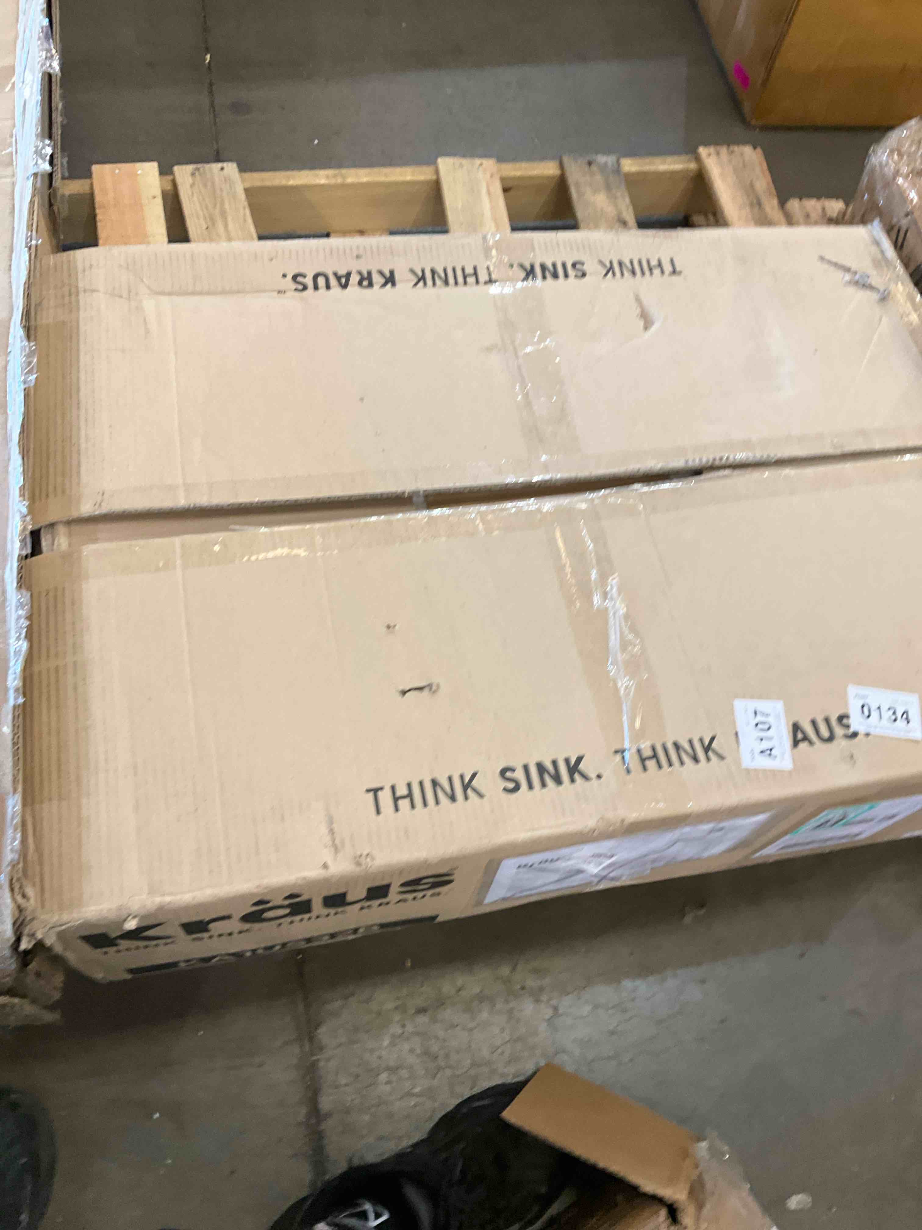 https://s3.amazonaws.com/lotting-images-prod/bidfta/TEA2364461_1751469225608.jpeg