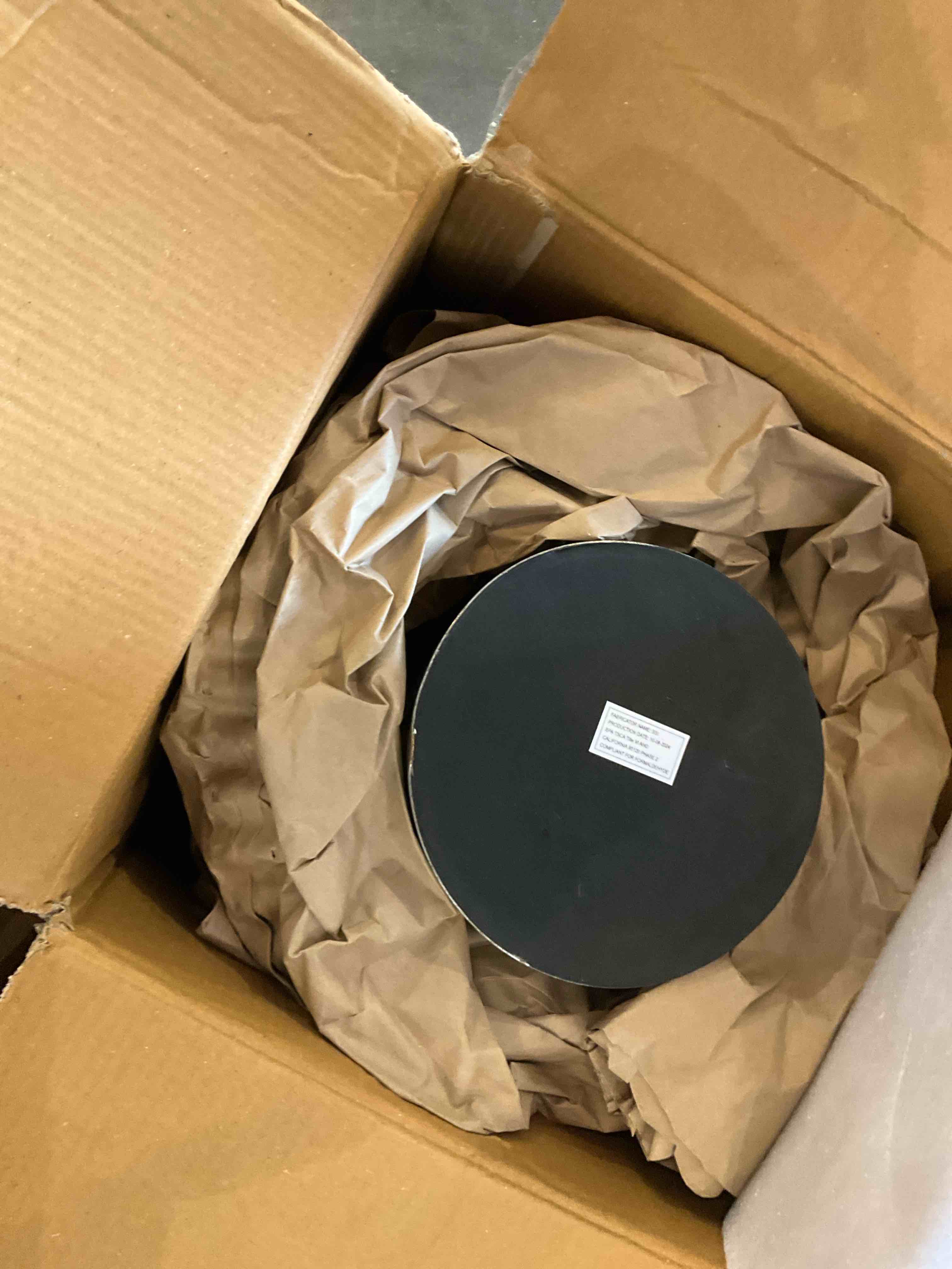 https://s3.amazonaws.com/lotting-images-prod/bidfta/TEA2364623_1751554450045.jpeg